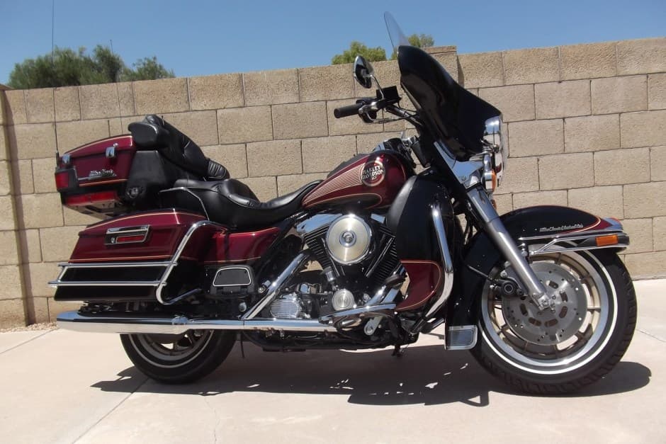 1995 Harley-Davidson Touring sold for $9,500