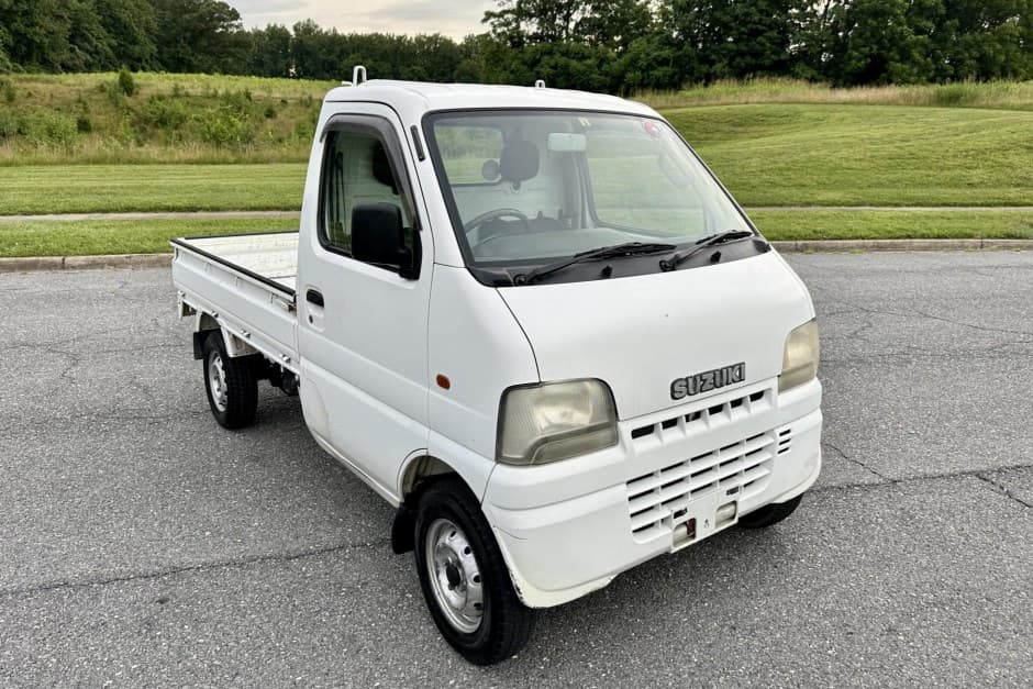 2000 Suzuki Carry sold for $6,275