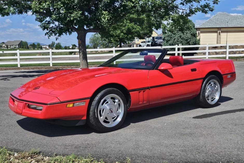 1989 Chevrolet Corvette C4 sold for $20,250