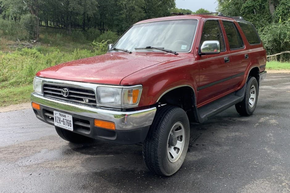 1995 Toyota 4Runner (N120) sold for $8,595