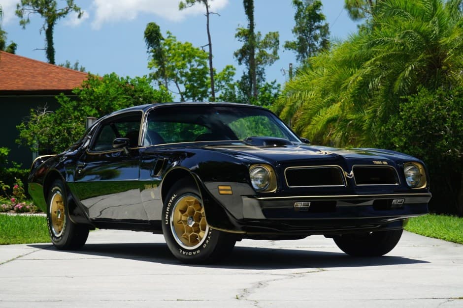 1976 Pontiac Firebird (1970-1981) sold for $115,000