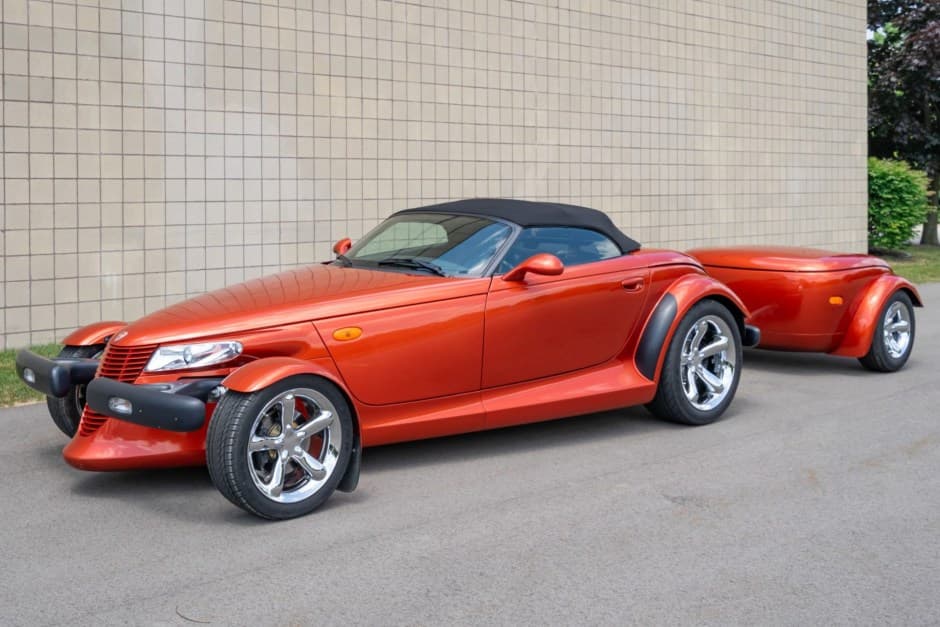 2001 Plymouth Prowler sold for $32,111