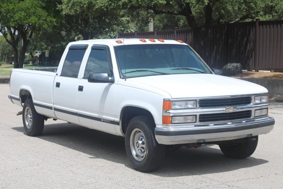 1999 Chevrolet C/K GMT400 (1988-2002) sold for $11,050