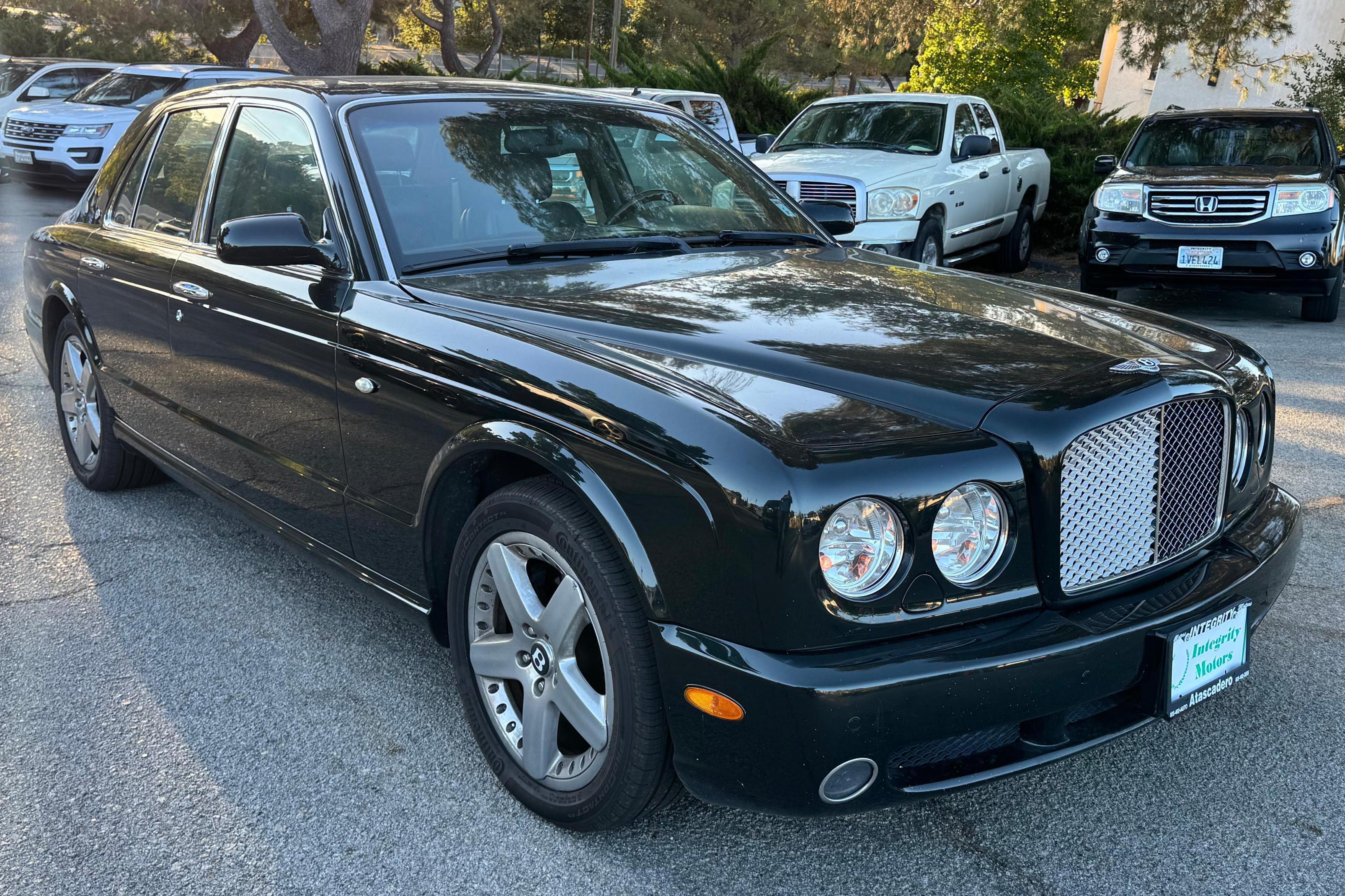 2005 Bentley Arnage sold for $15,750