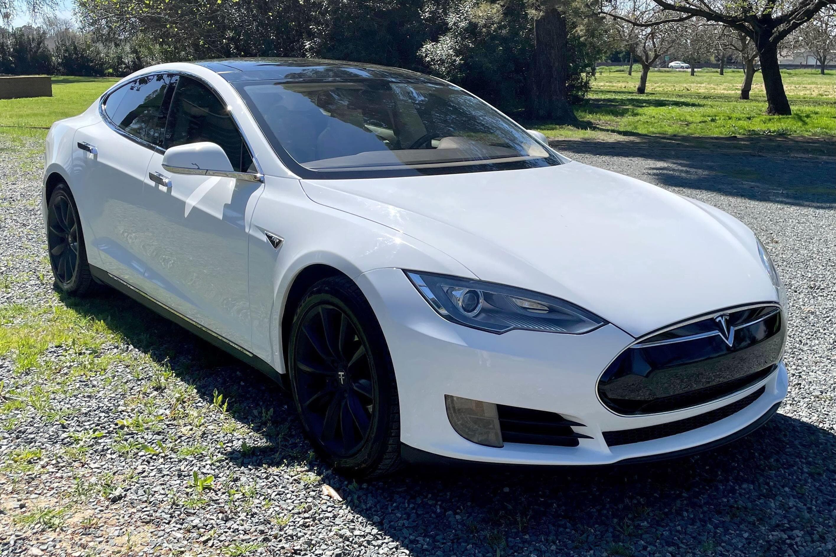 2013 Tesla Model S sold for $13,000