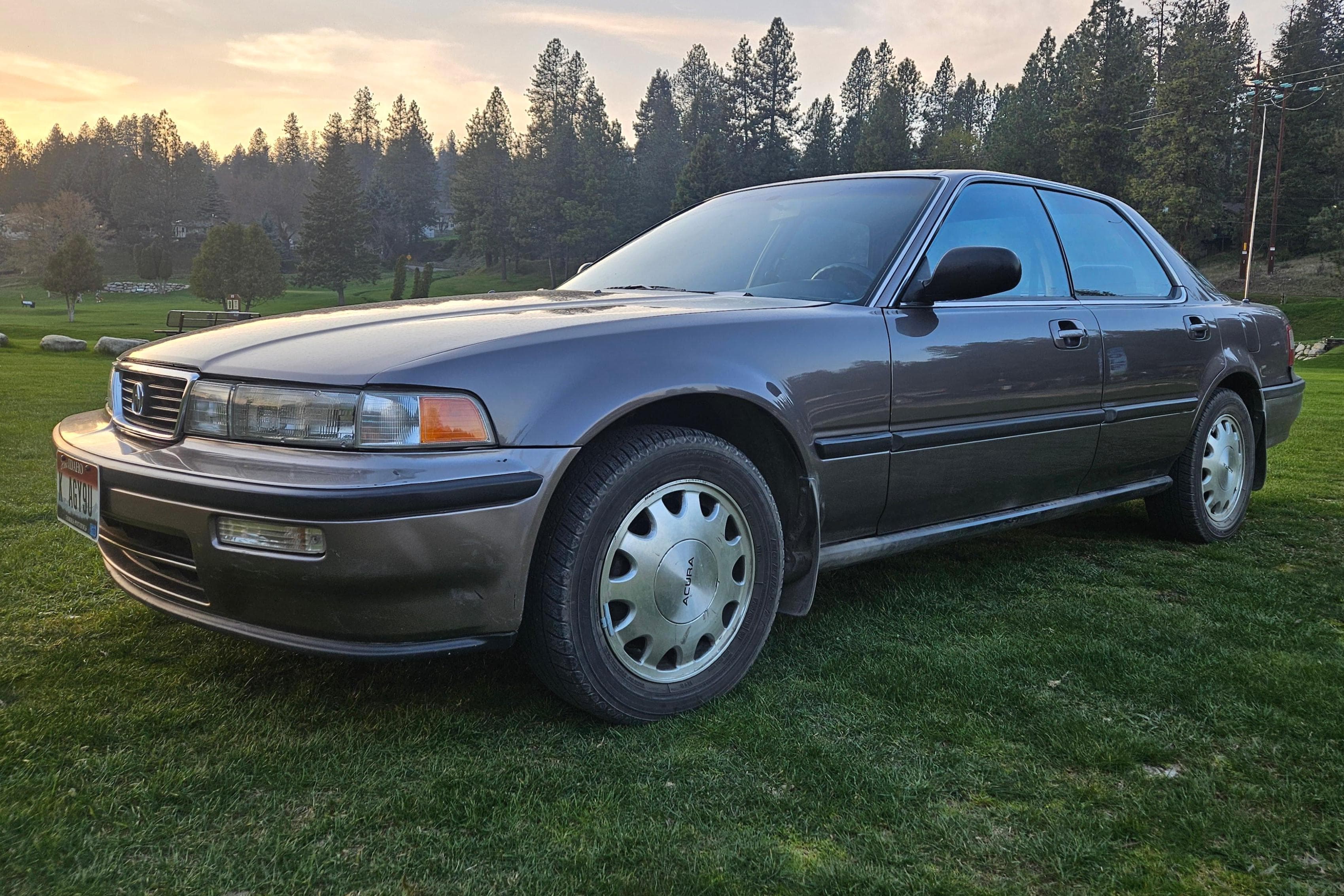 1992 Acura Vigor sold for $5,000