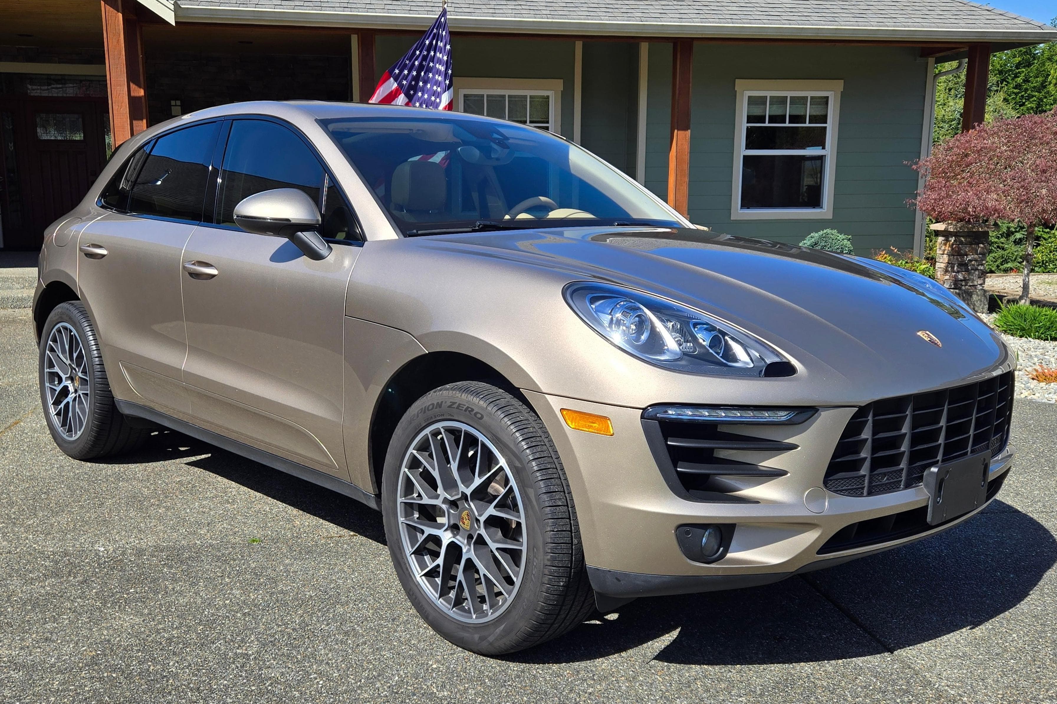 2015 Porsche Macan sold for $18,000