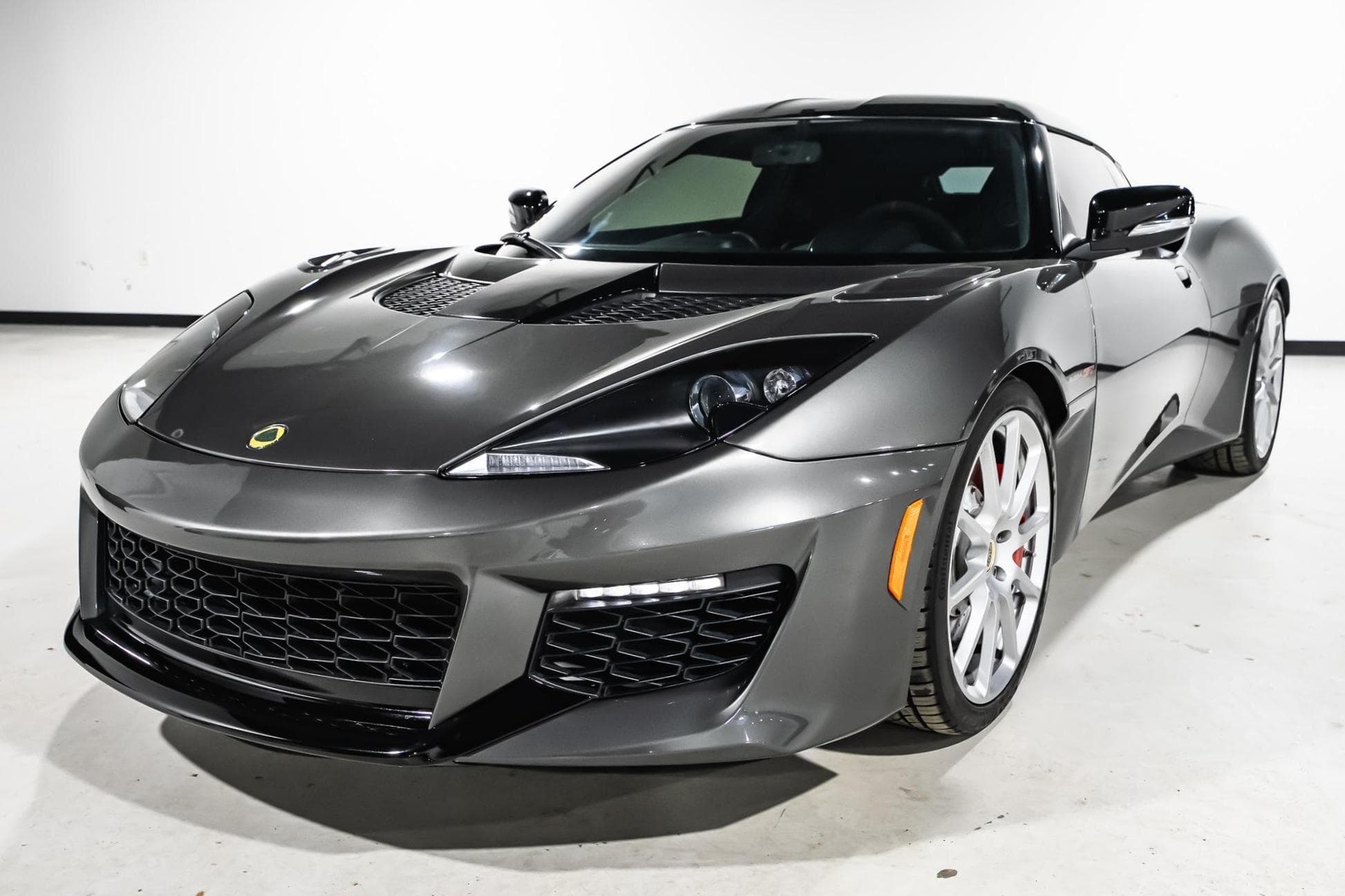 2021 Lotus Evora sold for $58,600