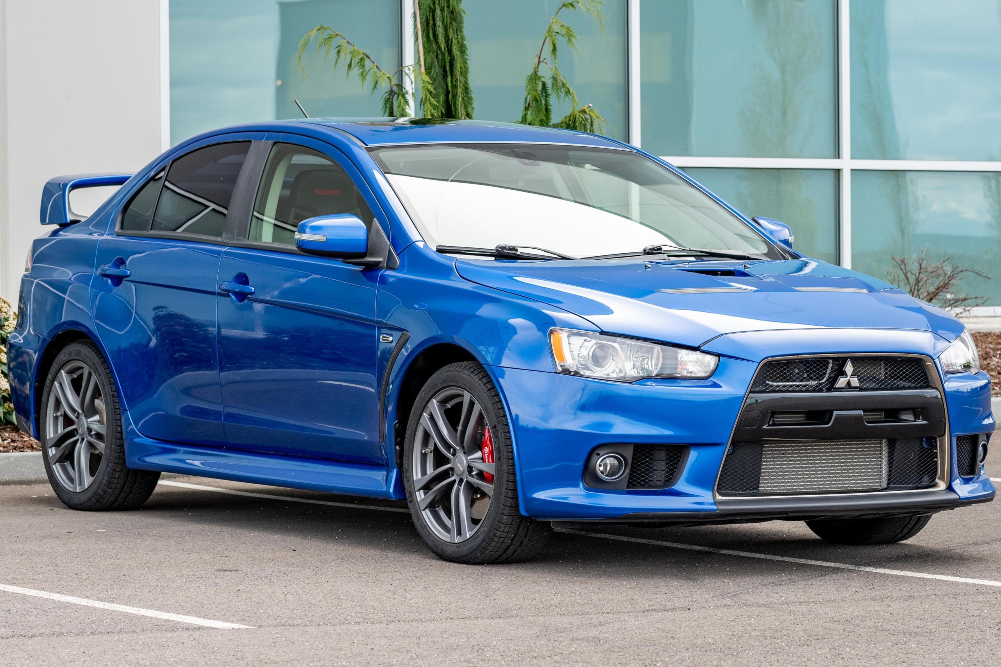 2015 Mitsubishi Lancer Evolution sold for $36,900