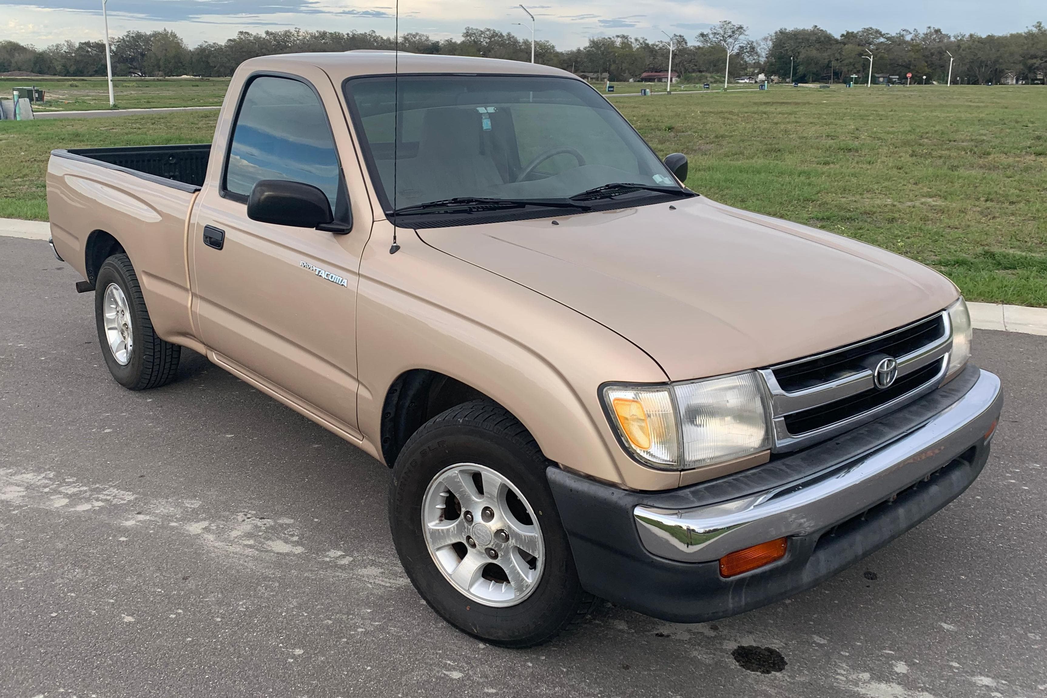 1999 Toyota Tacoma sold for $6,085