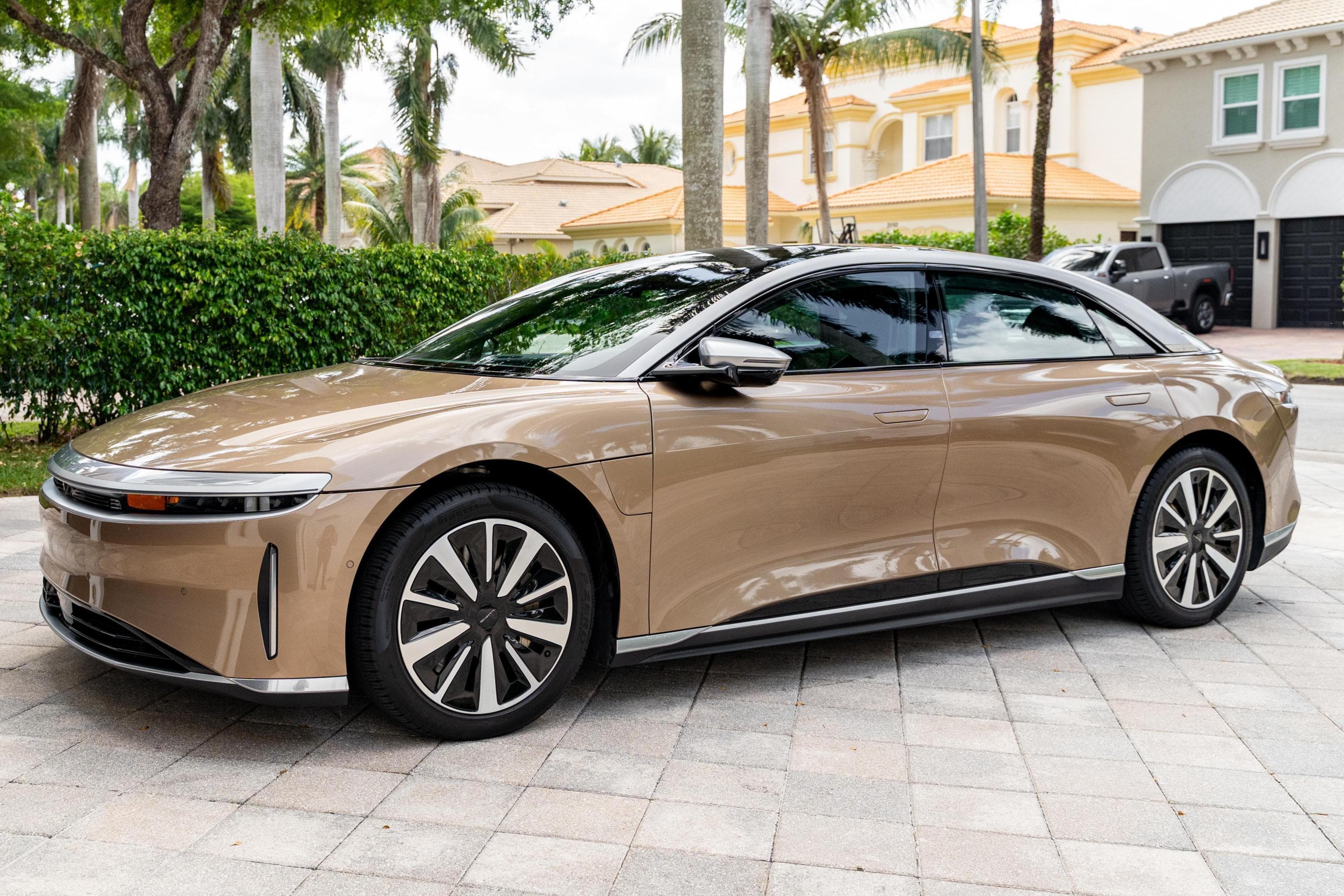 2022 Lucid Air sold for $61,000