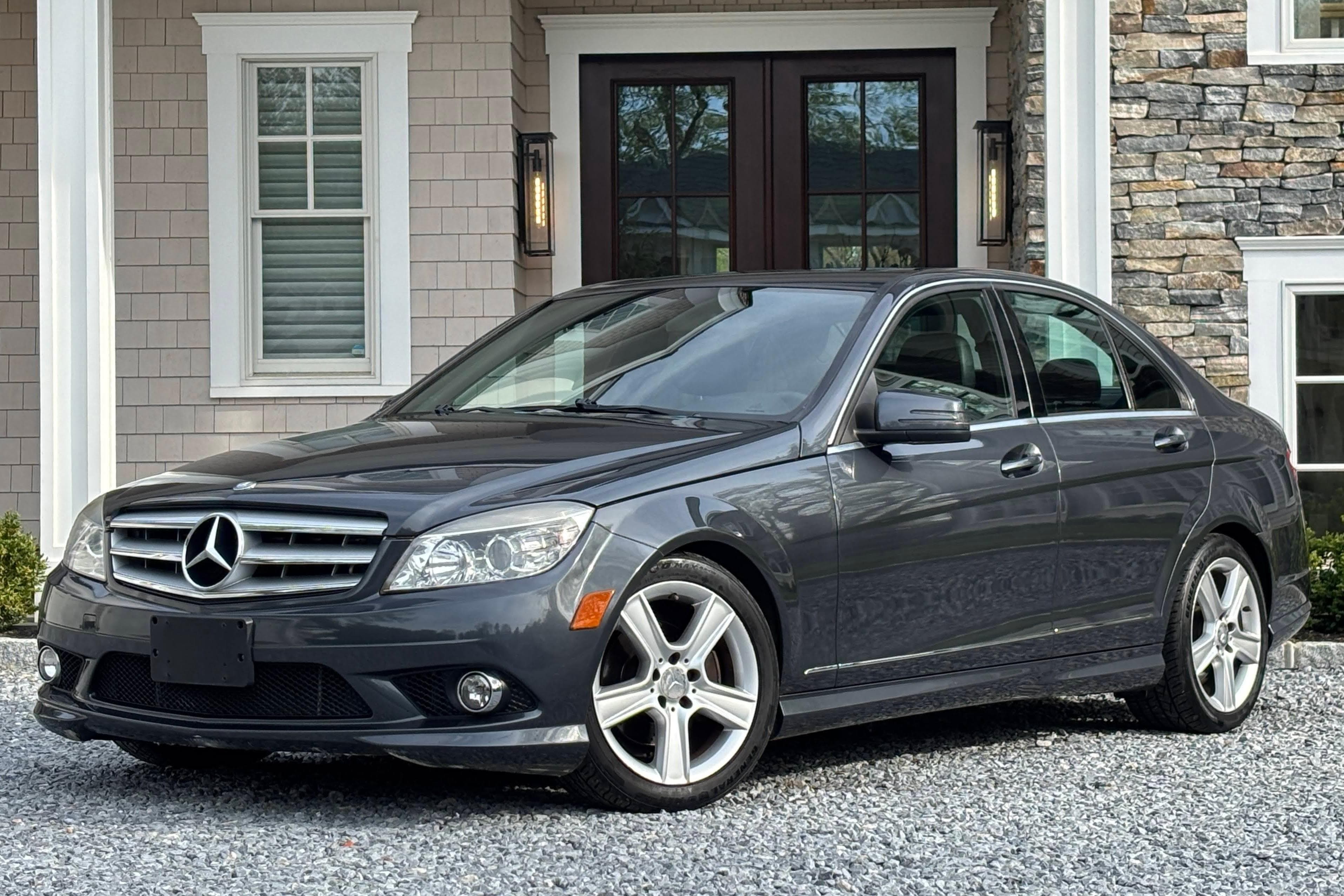 2010 Mercedes-Benz C-Class sold for $8,700