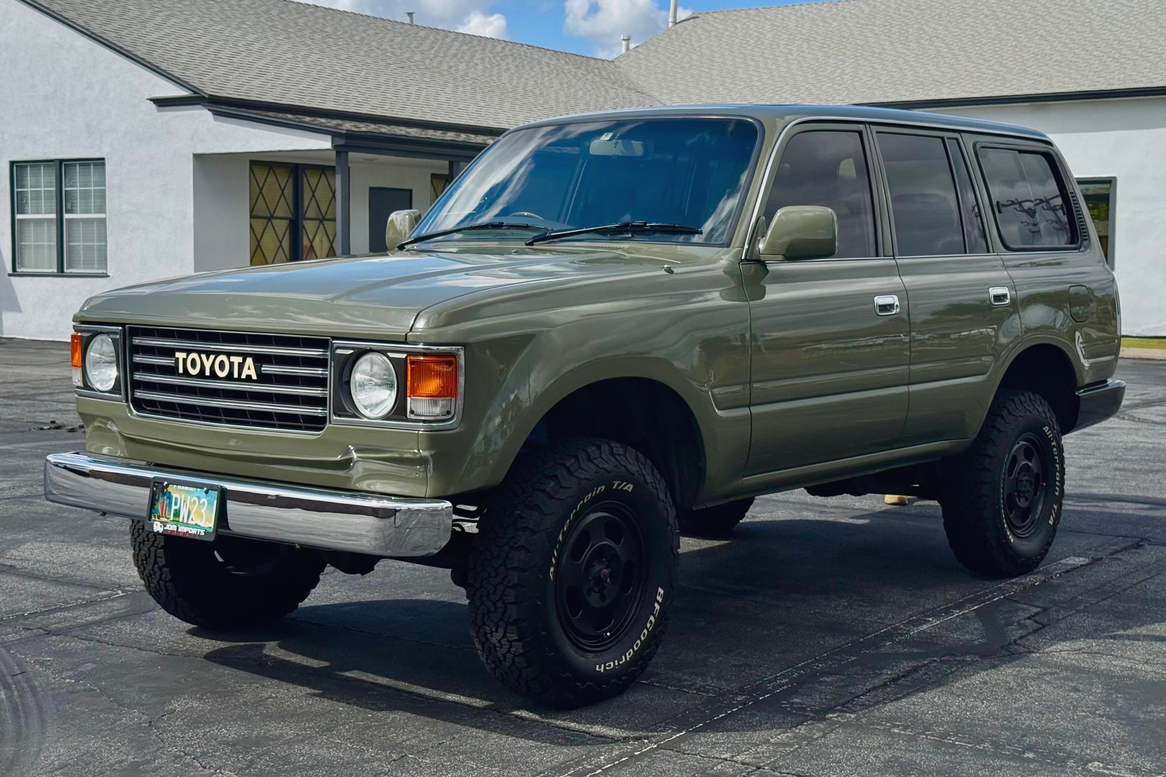 1993 Toyota Land Cruiser sold for $18,000