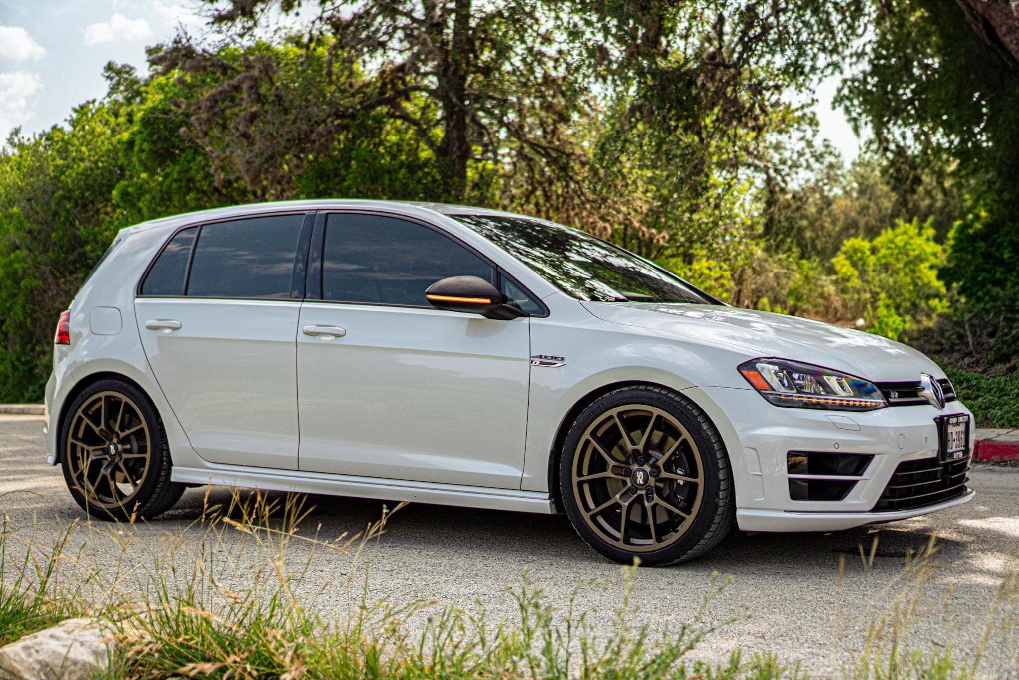 2016 Volkswagen Golf R sold for $22,000