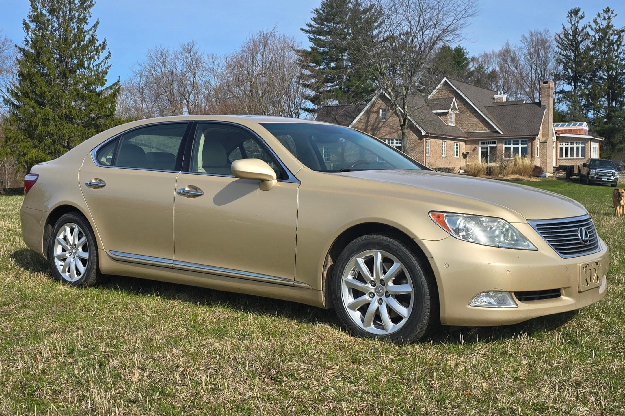 2008 Lexus LS sold for $7,179
