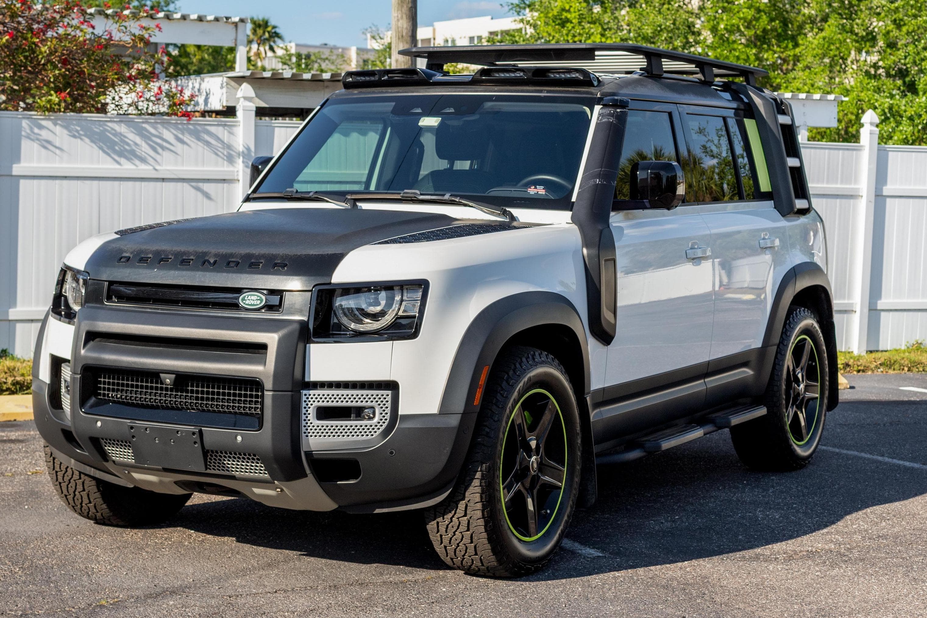 2020 Land Rover Defender sold for $41,000