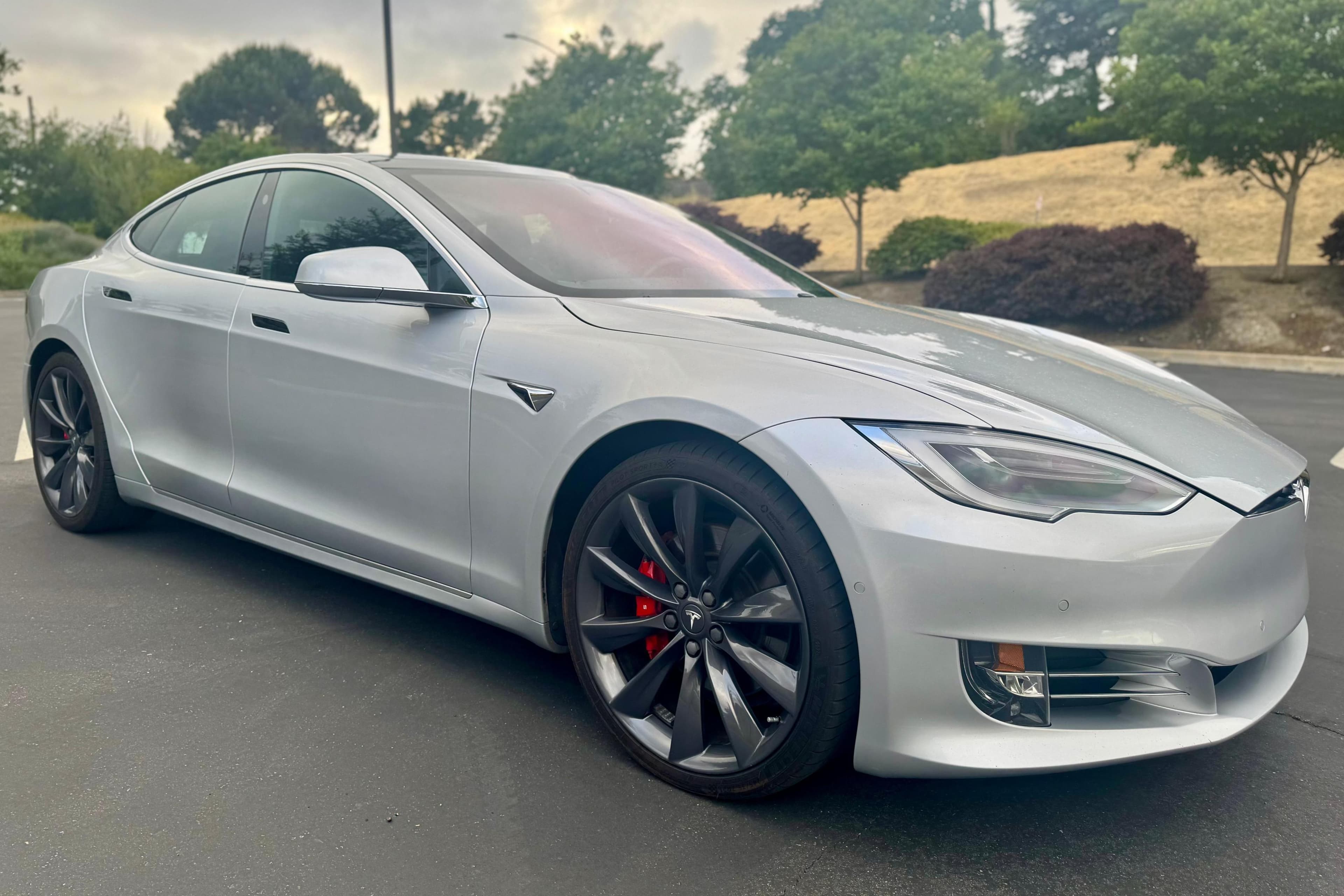 2016 Tesla Model S sold for $30,250