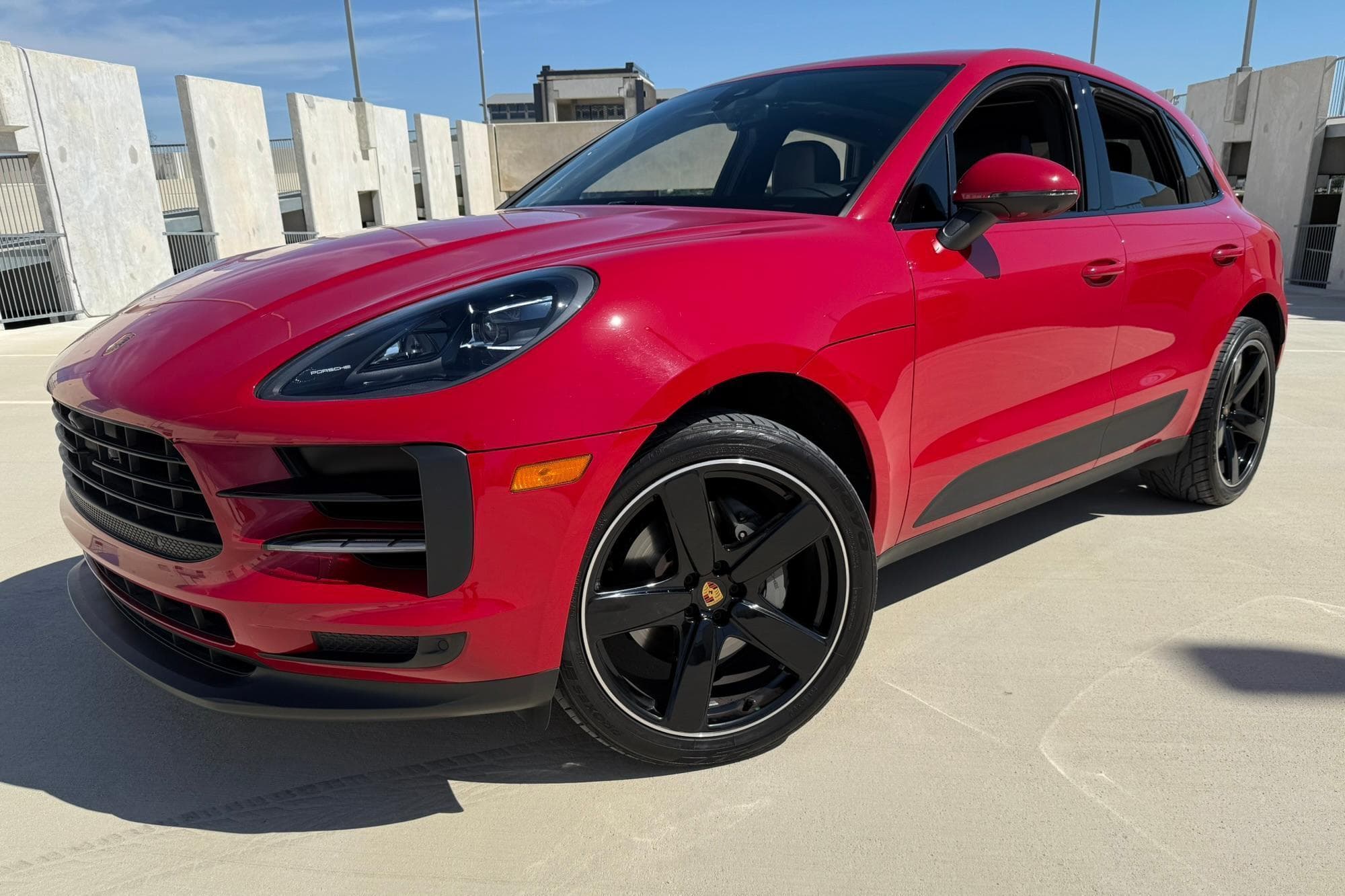 2021 Porsche Macan sold for $33,220