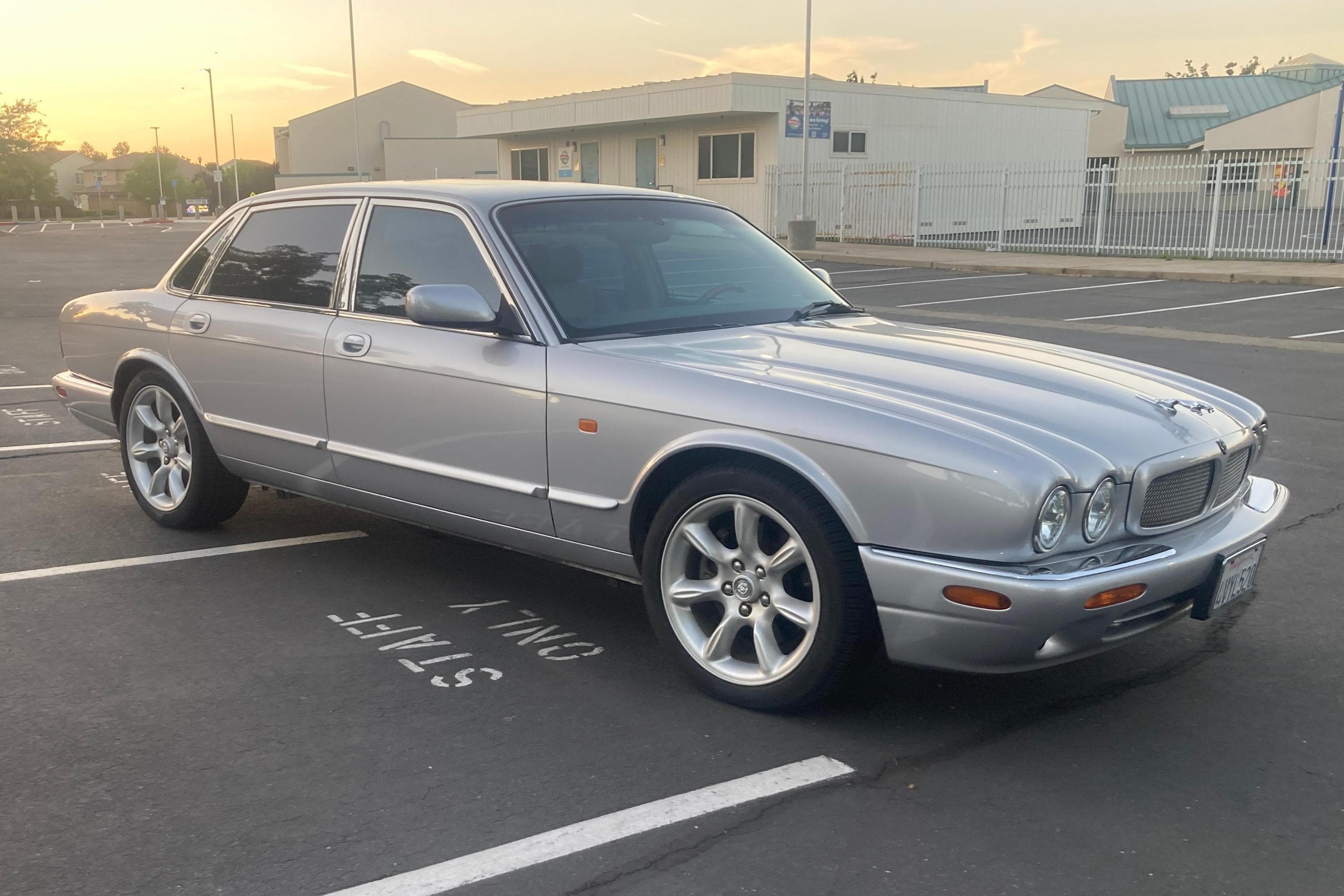 2002 Jaguar XJR sold for $6,200