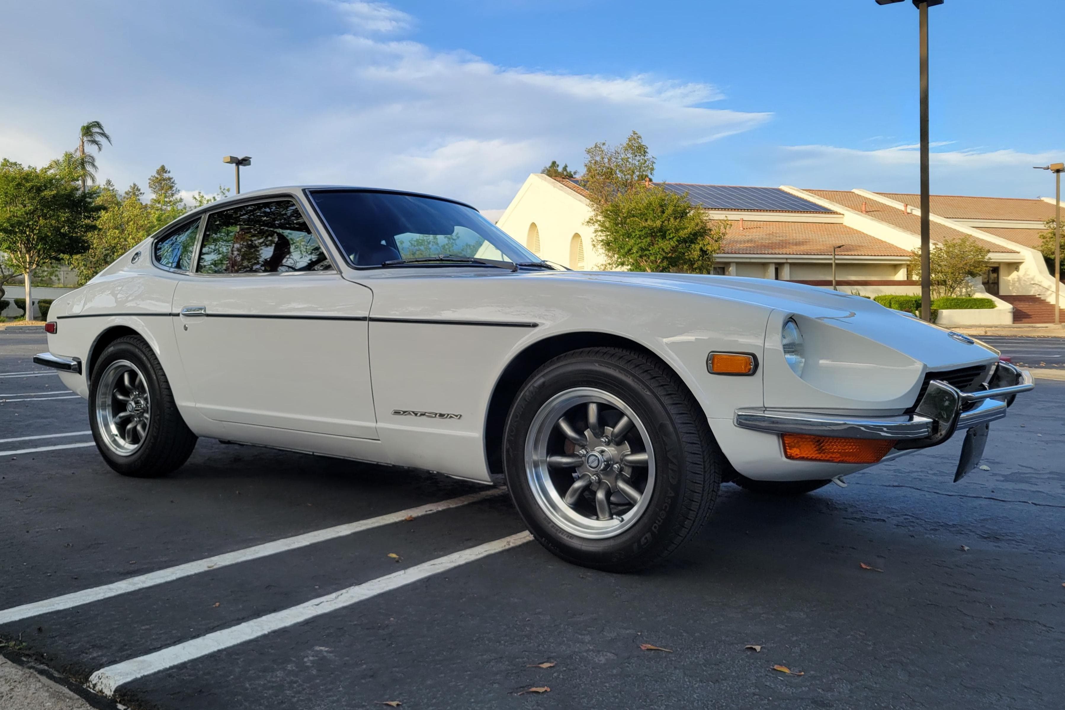 1972 Datsun 240Z sold for $22,000