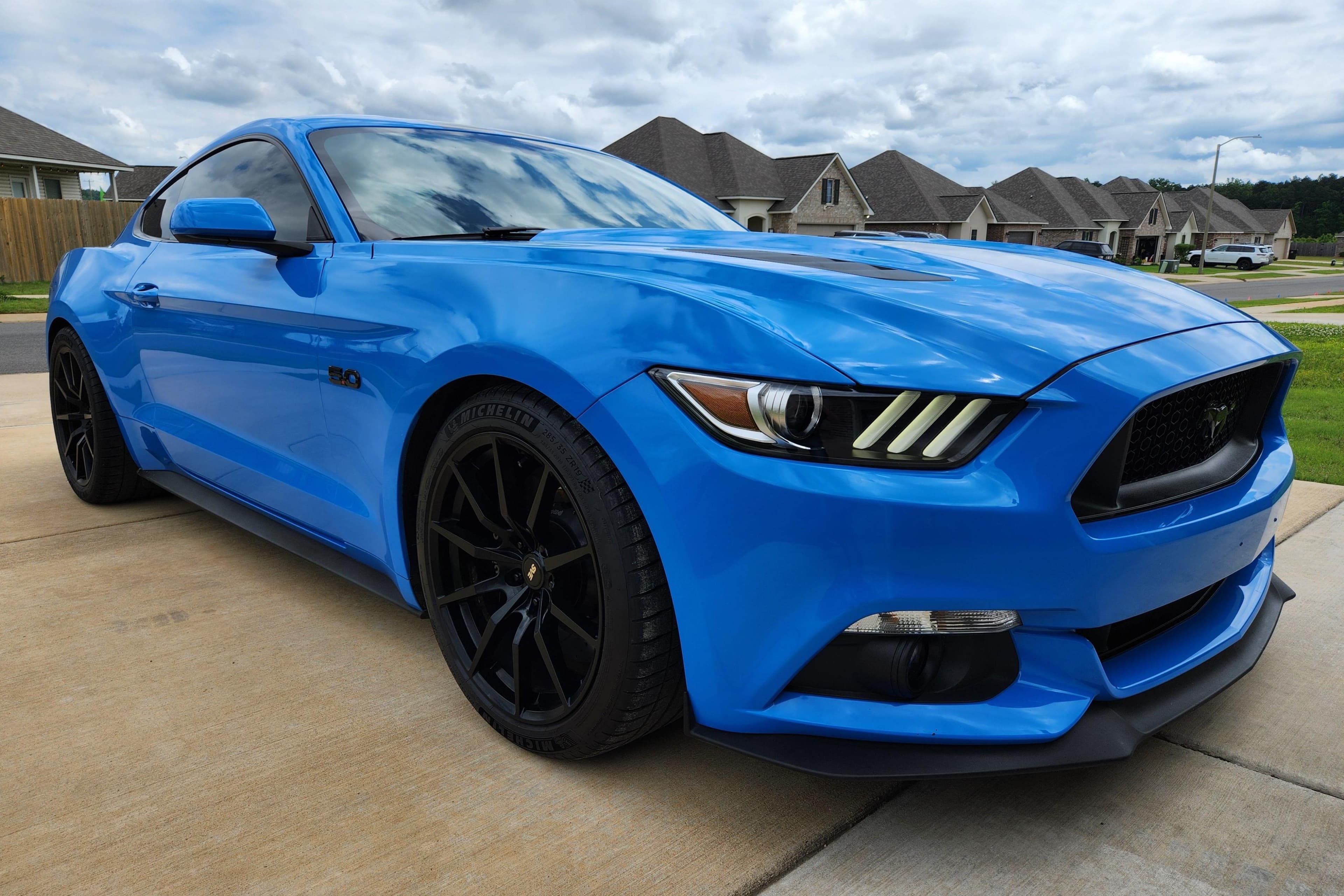 2017 Ford Mustang sold for $28,800