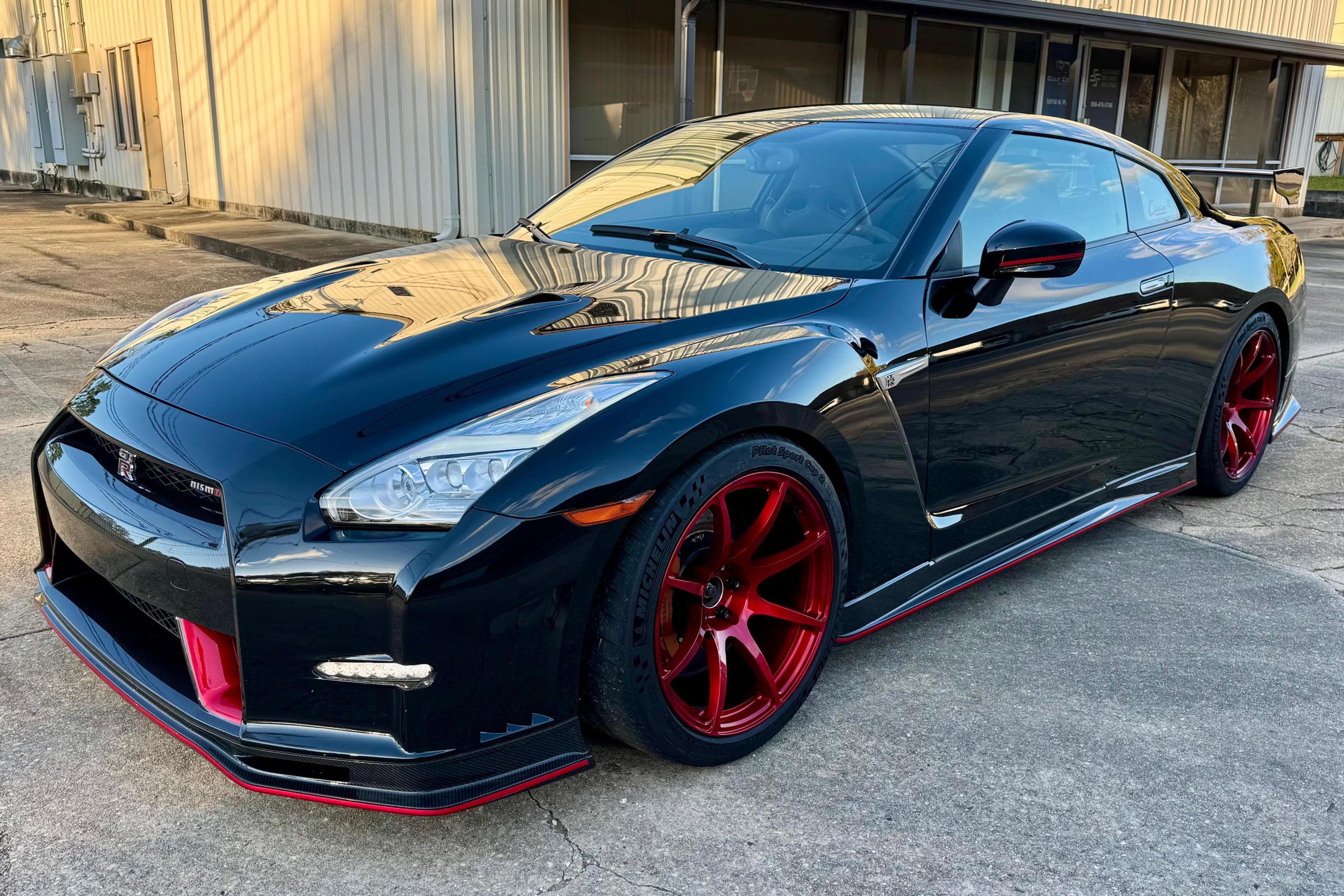 2016 Nissan R35 GT-R sold for $110,000