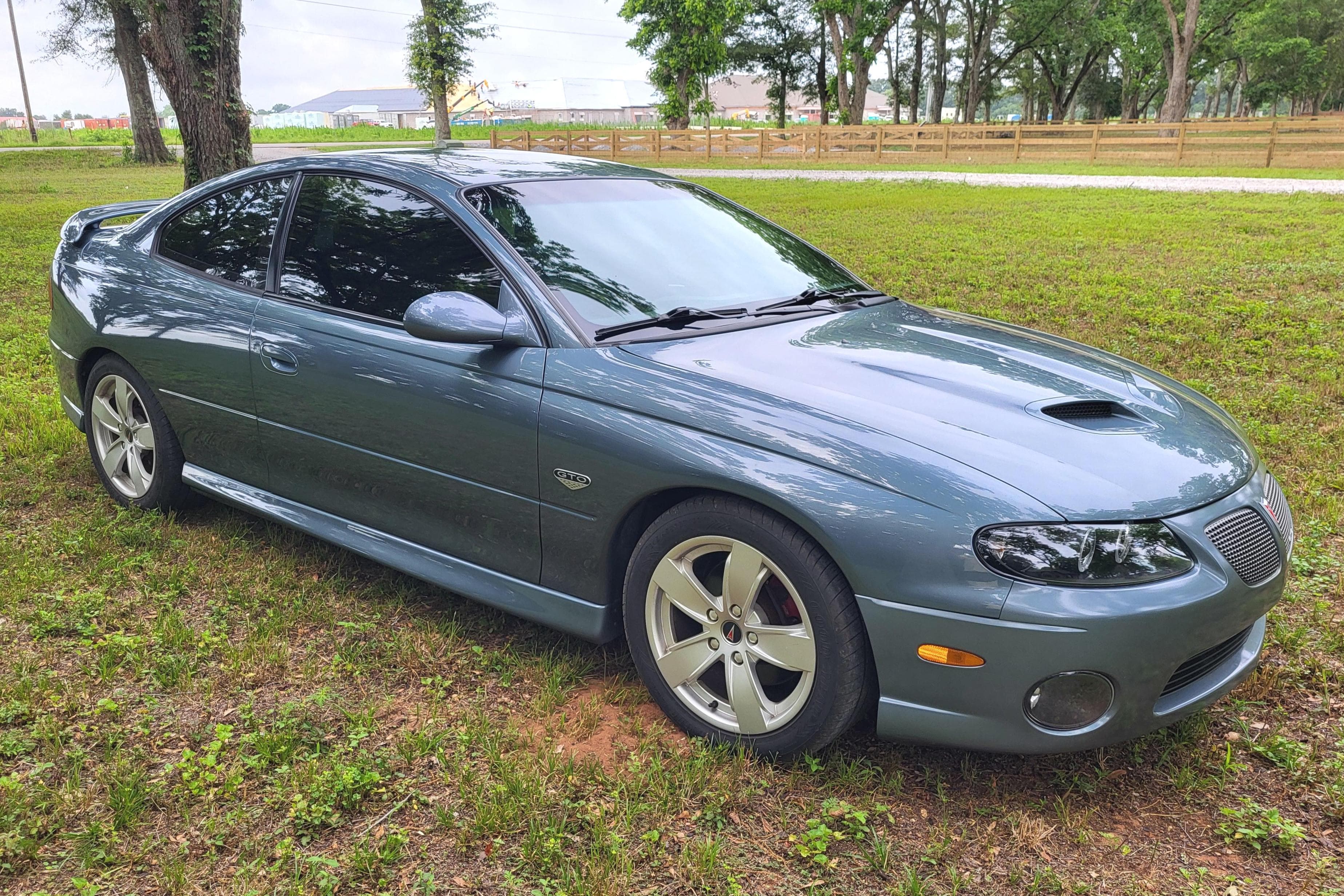 2005 Pontiac GTO sold for $14,100