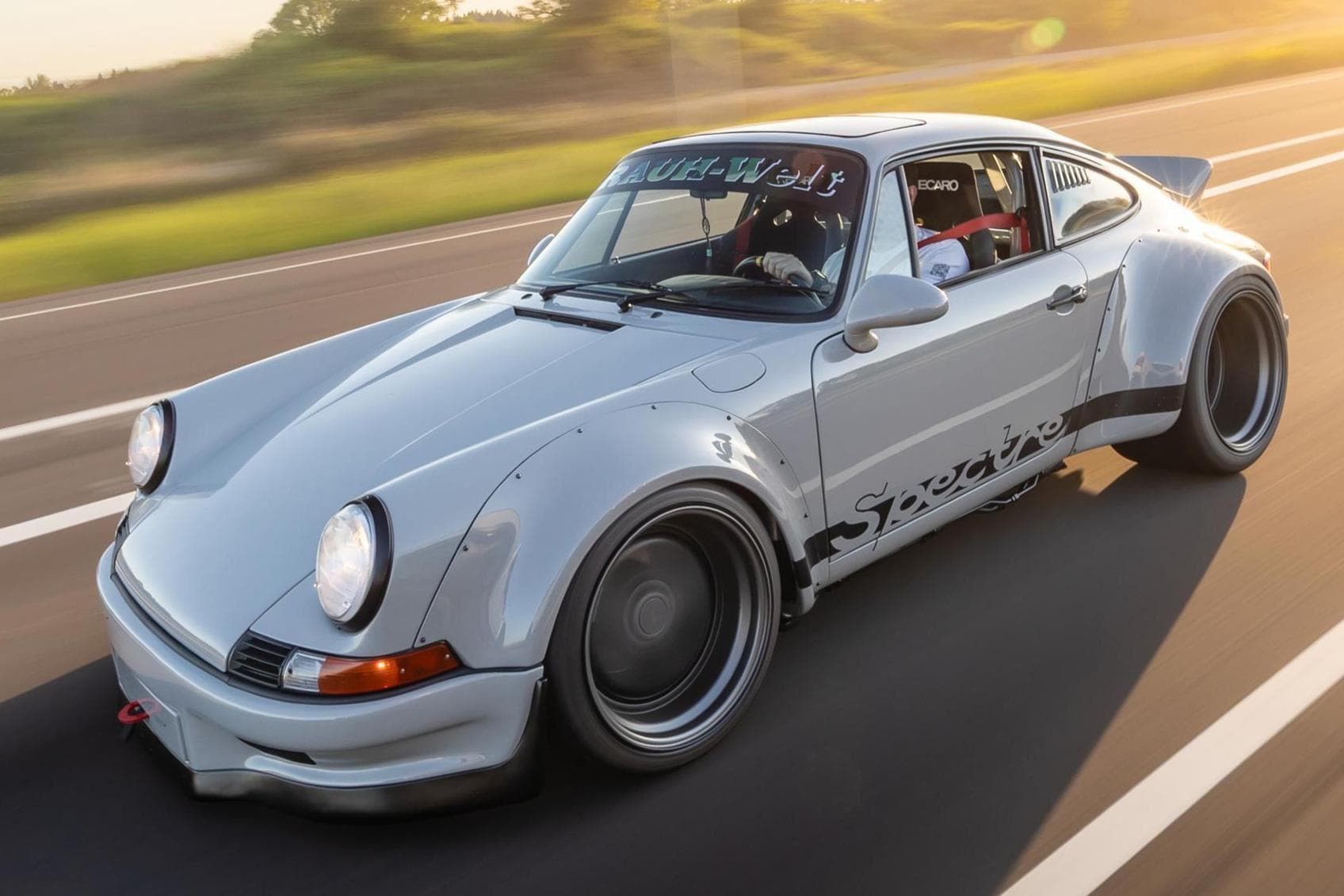 1989 Porsche 964 911 sold for $171,500