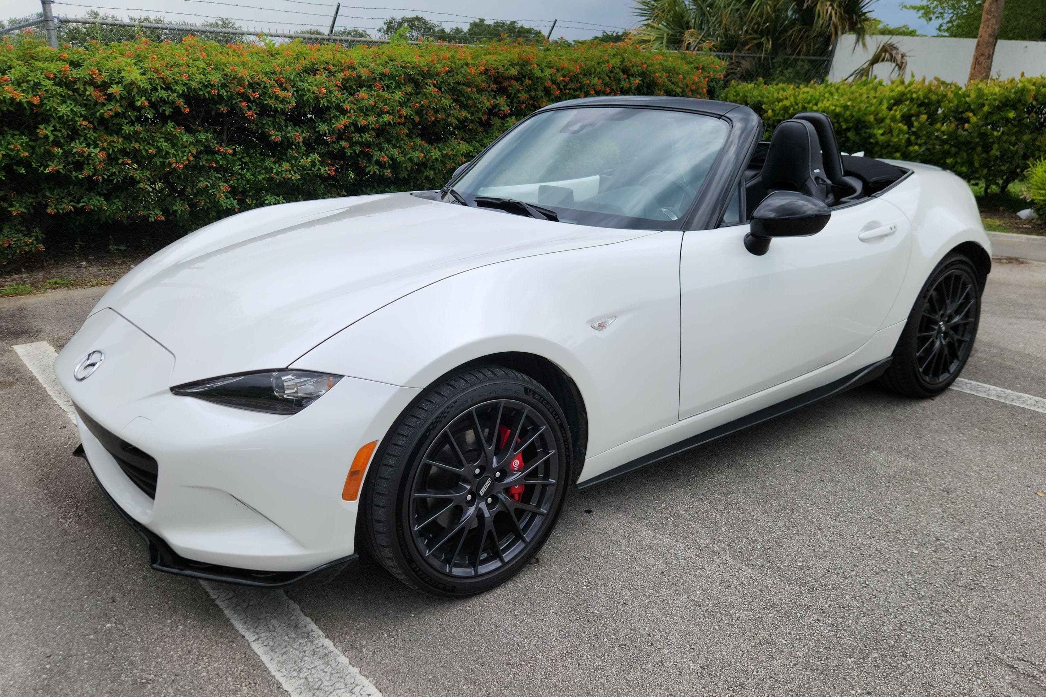 2023 Mazda ND Miata sold for $23,250