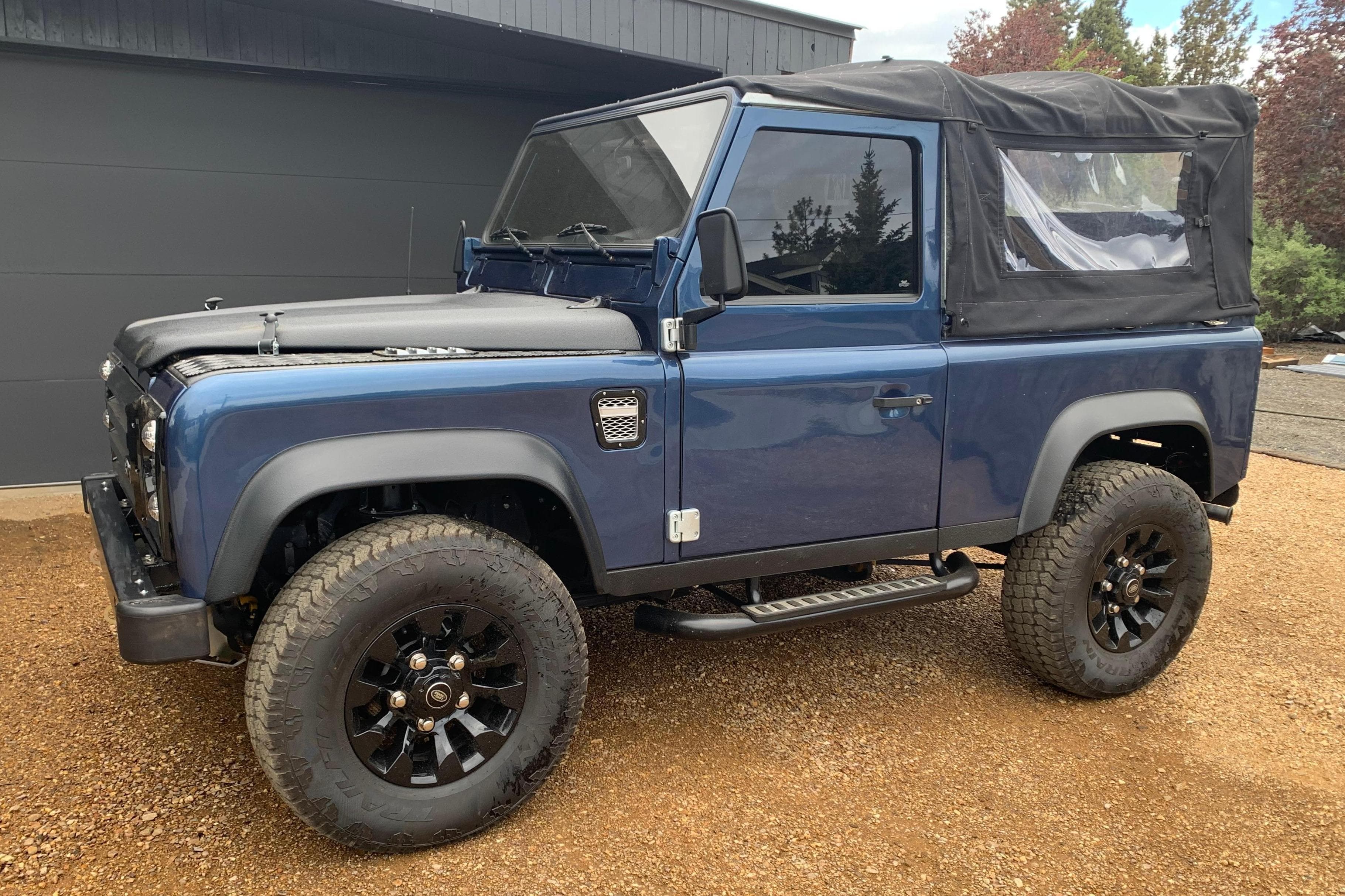1989 Land Rover Defender sold for $27,501