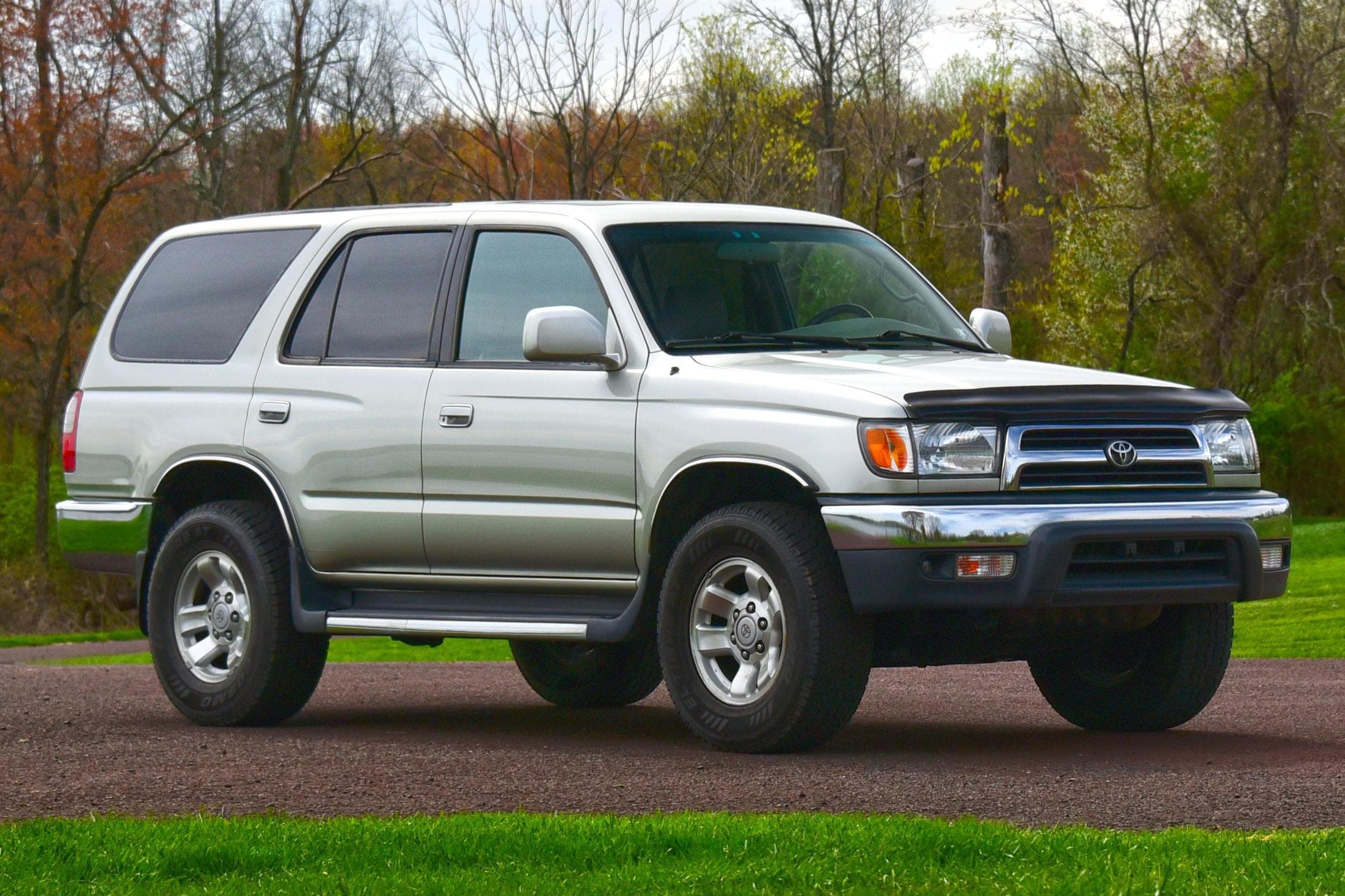 2000 Toyota 4Runner sold for $13,600