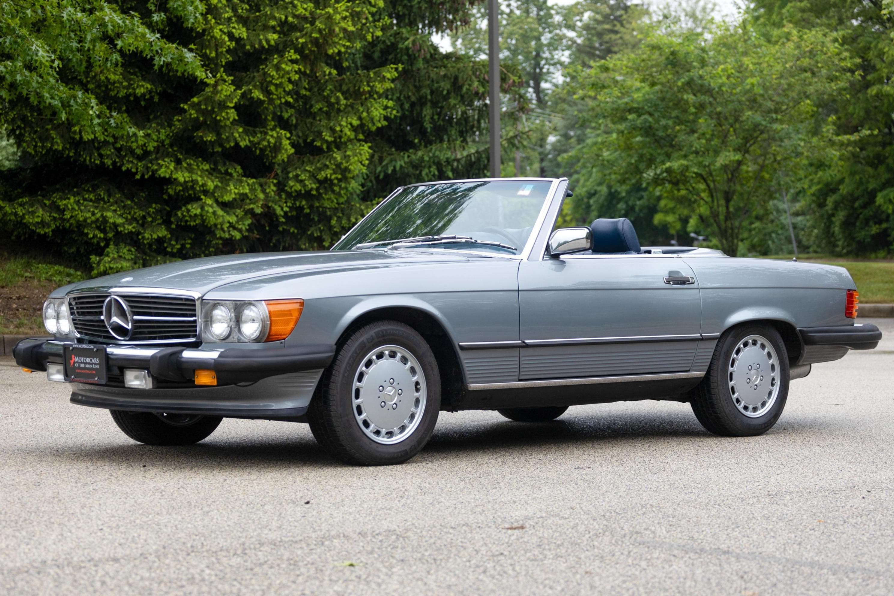 1987 Mercedes-Benz R107 SL sold for $15,800