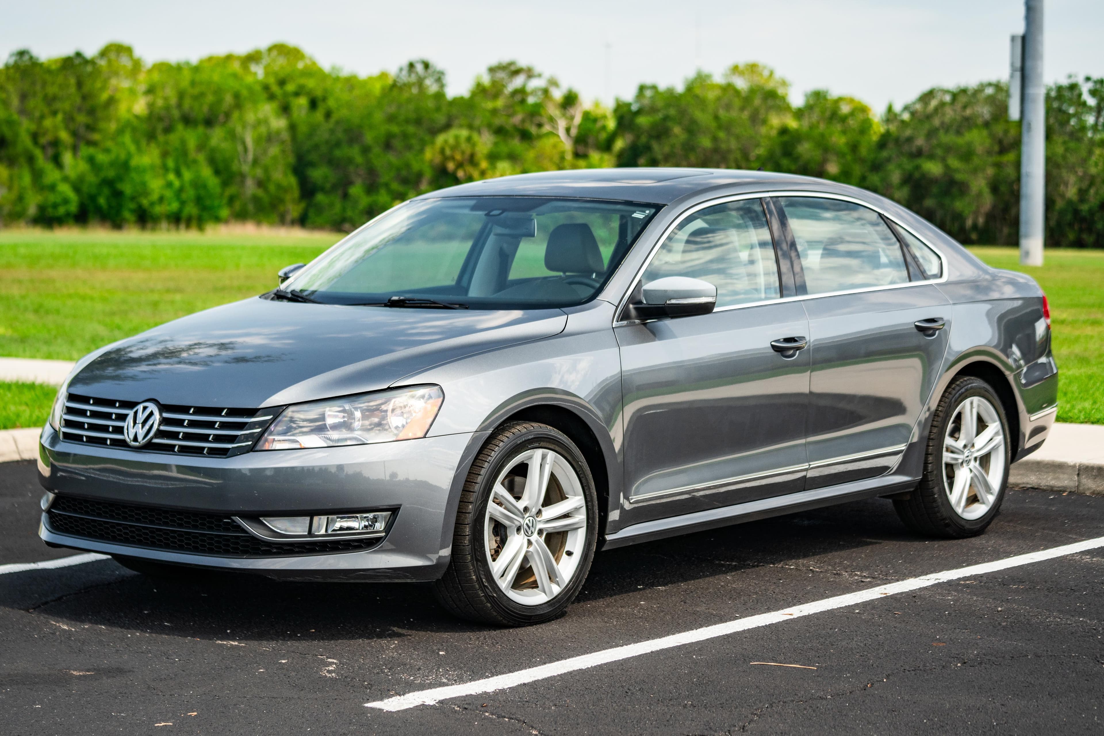 2014 Volkswagen Passat sold for $5,300