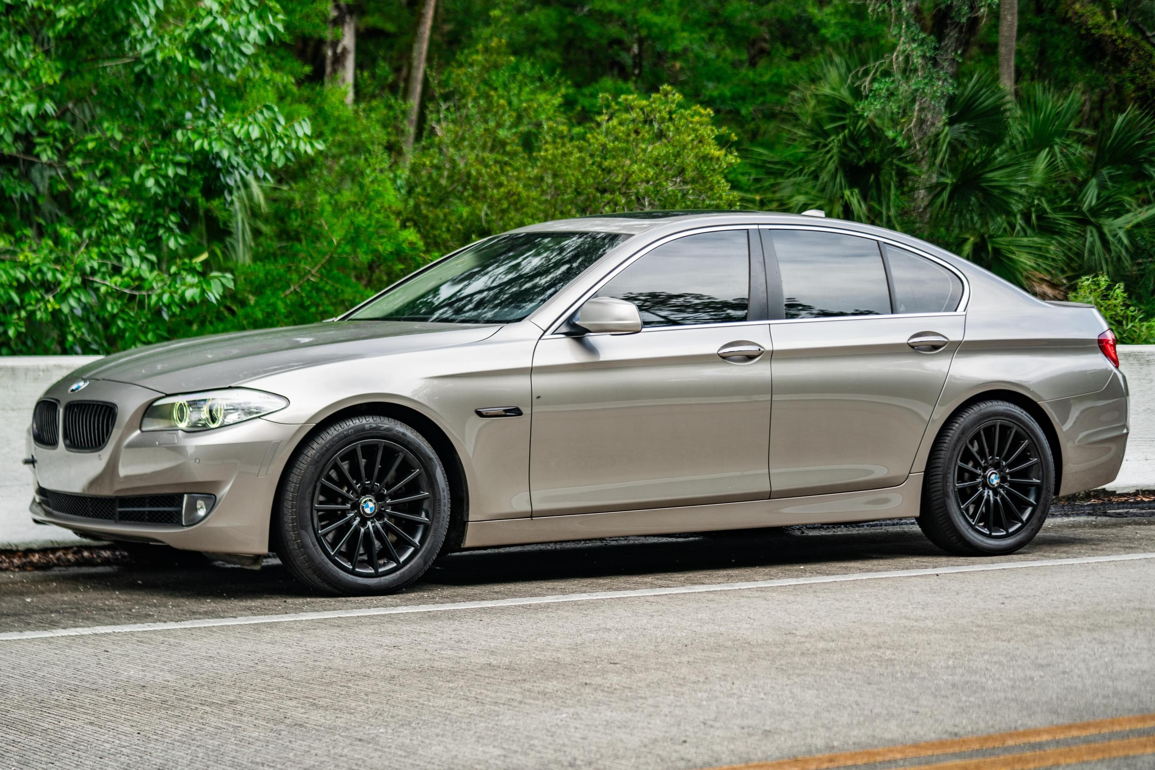 2011 BMW 5 Series sold for $12,200