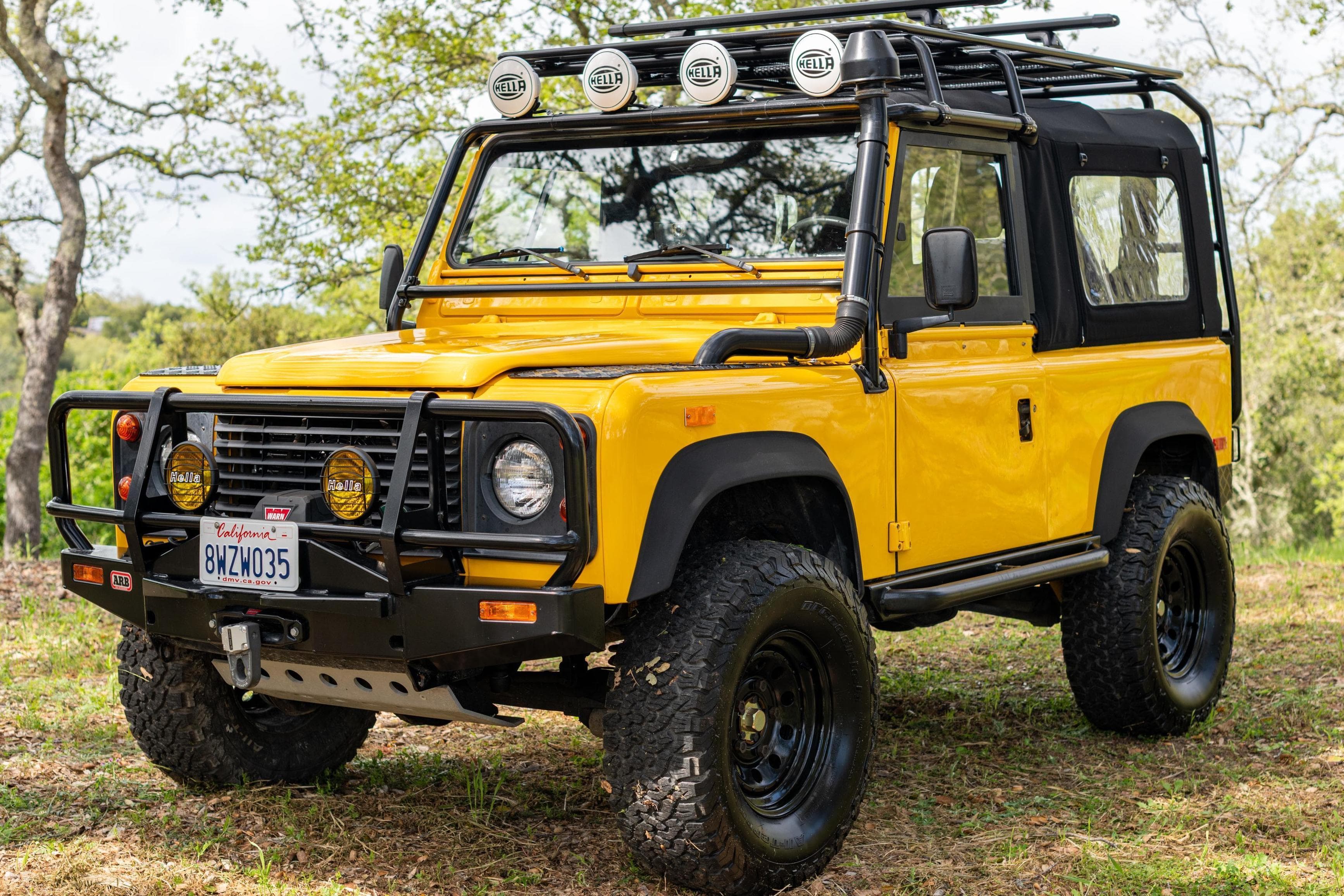 1994 Land Rover Defender sold for $40,500