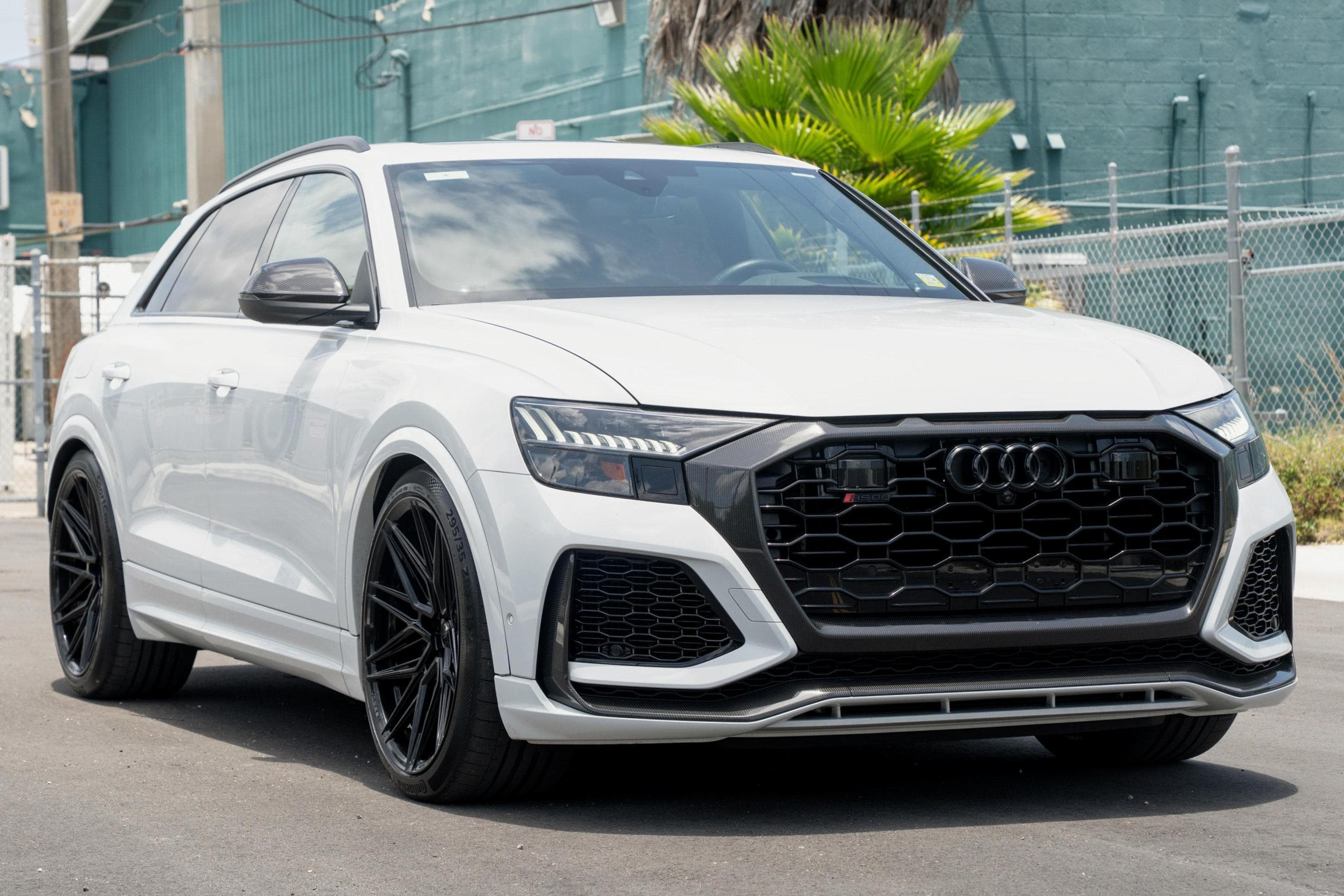 2023 Audi RS Q8 sold for $89,500