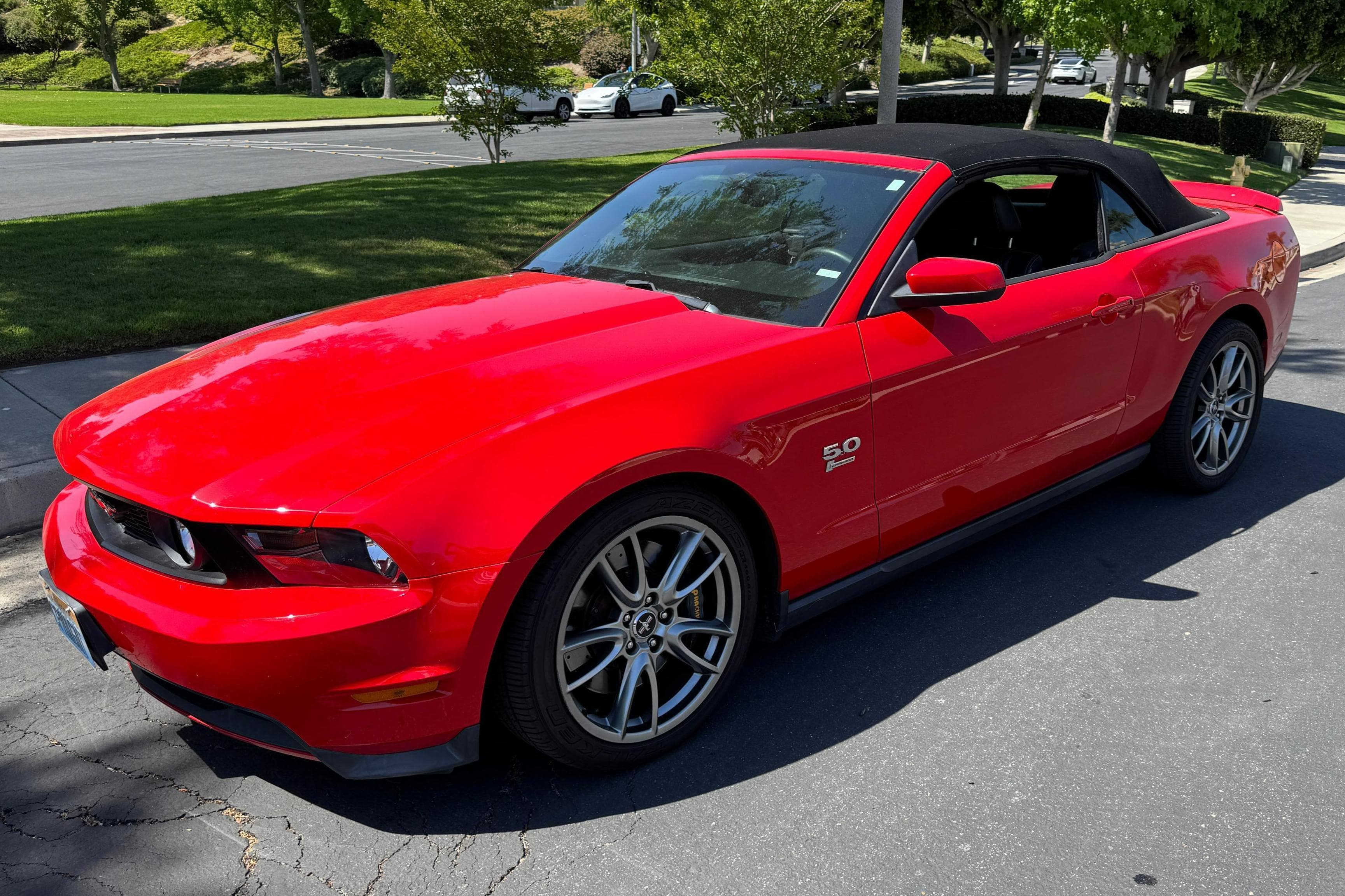 2011 Ford Mustang sold for $16,001