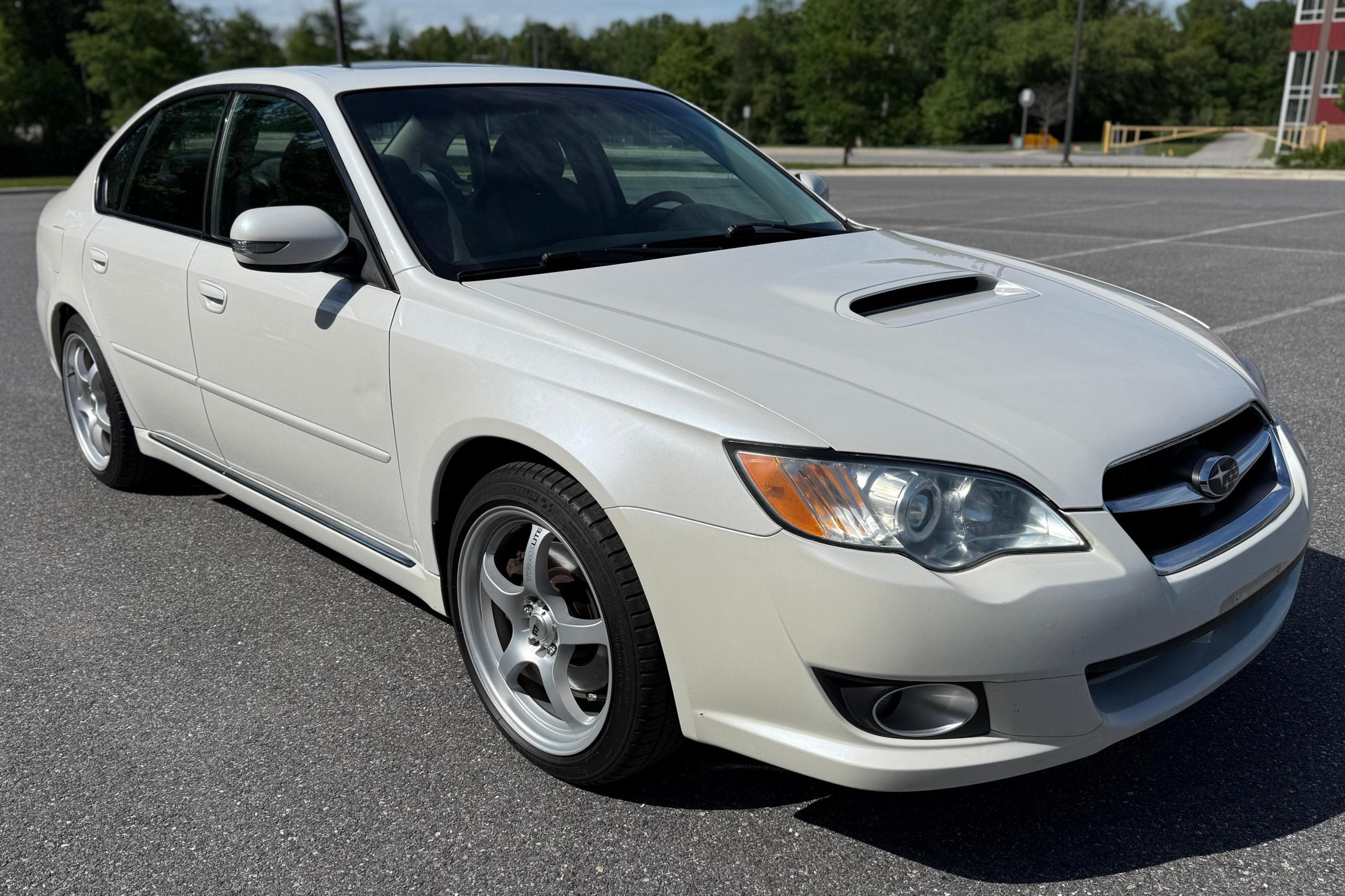 2009 Subaru Legacy sold for $12,200