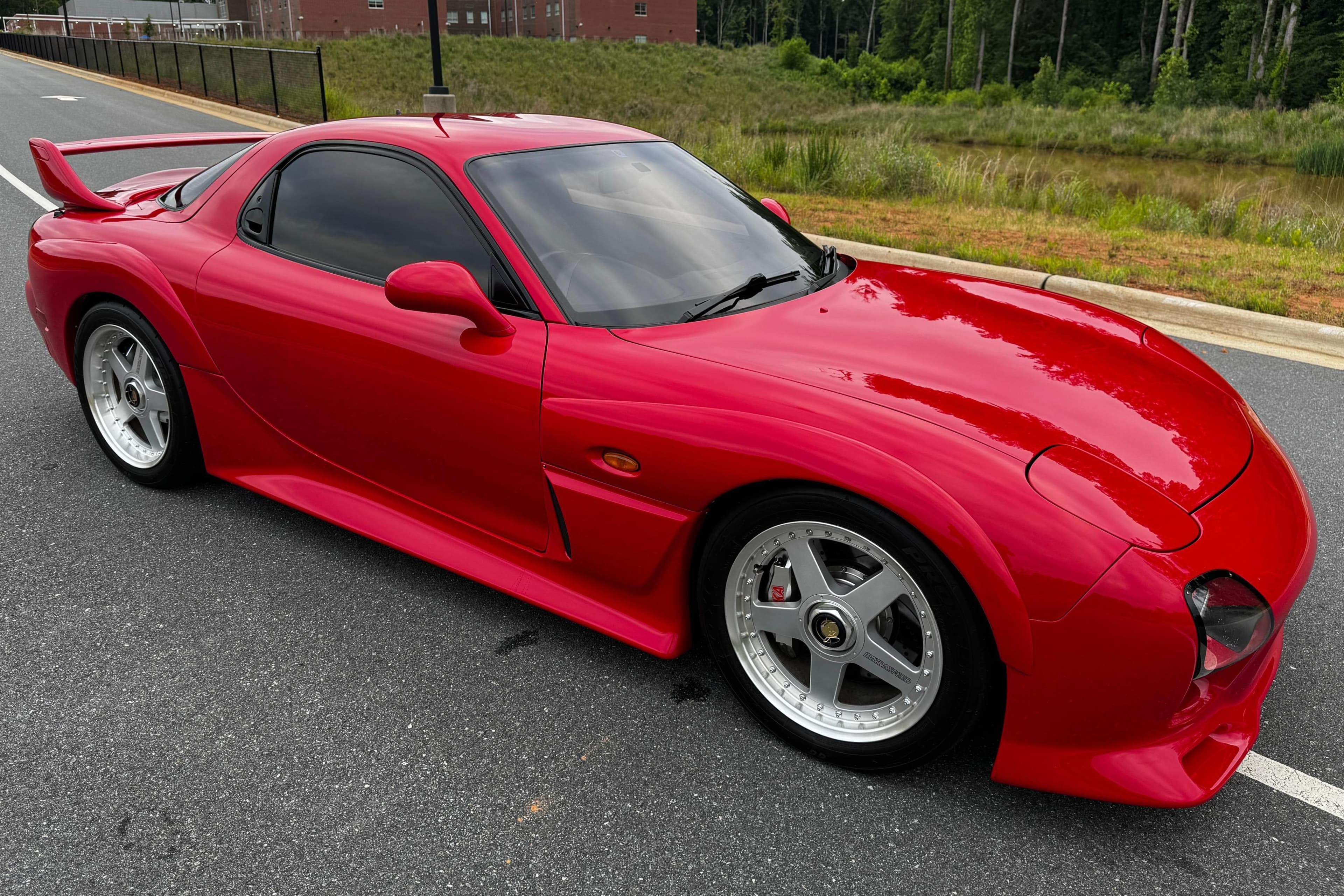 1992 Mazda FD RX-7 sold for $35,021