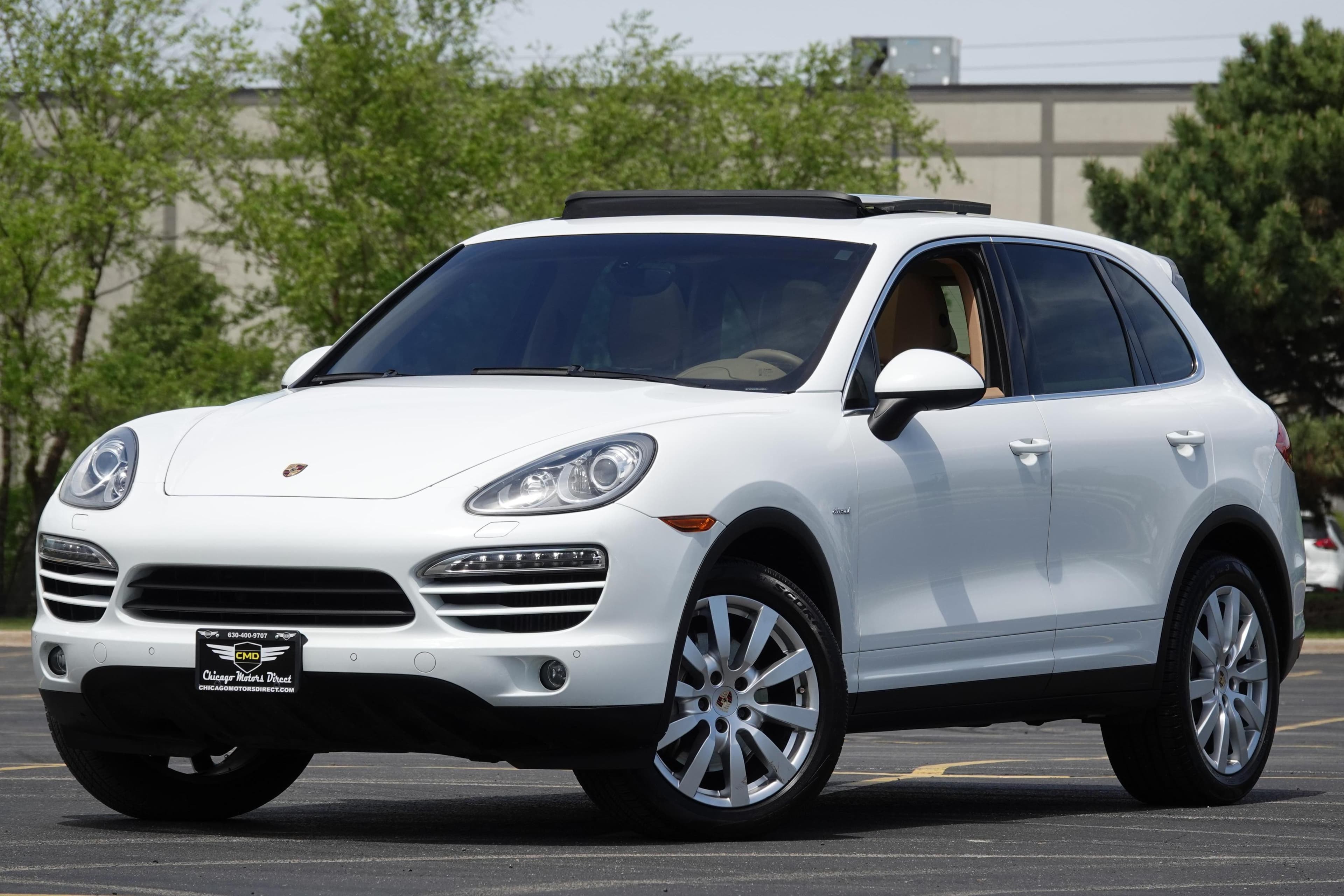 2014 Porsche Cayenne sold for $13,714
