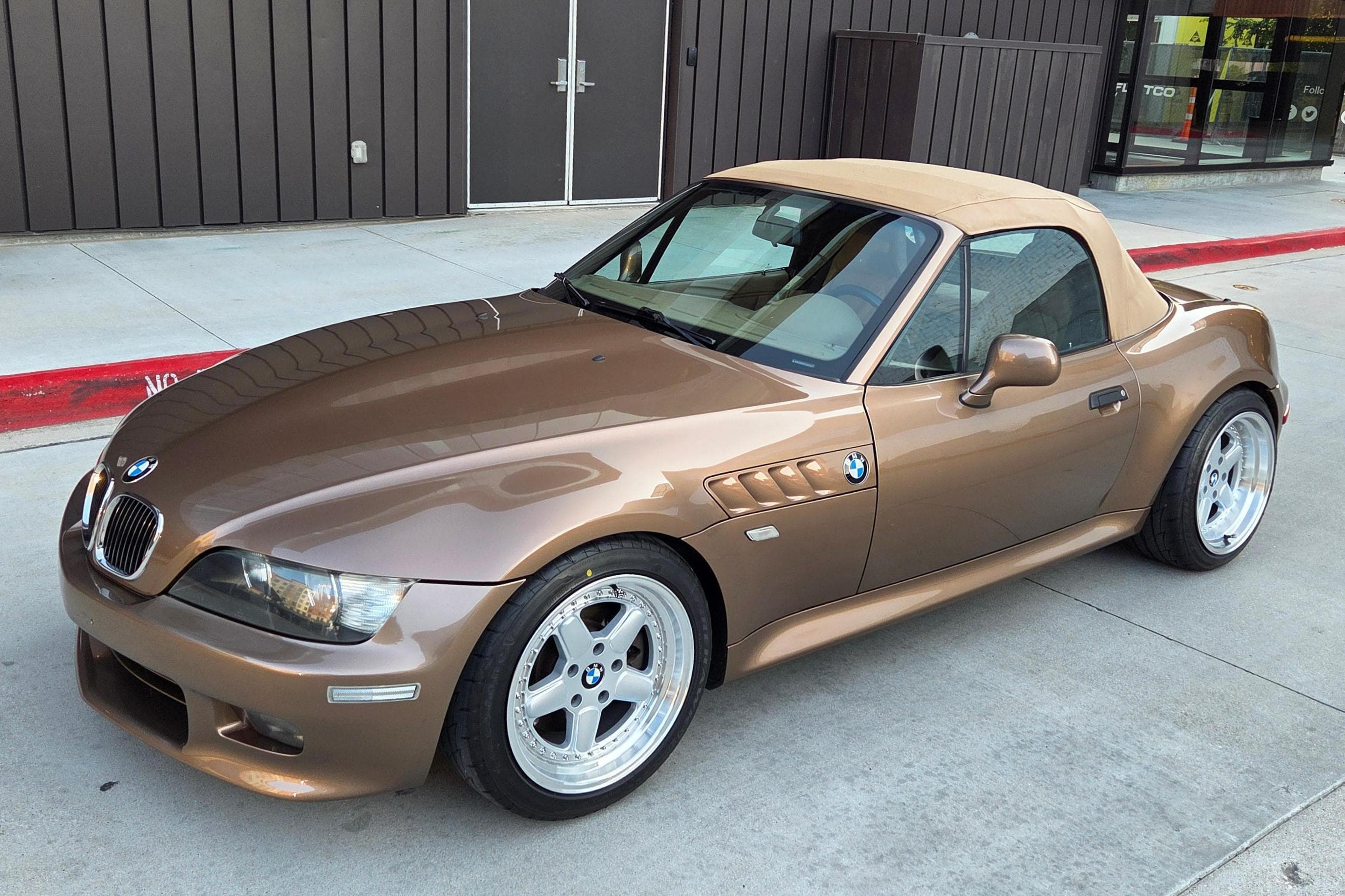 2002 BMW Z3 sold for $14,626