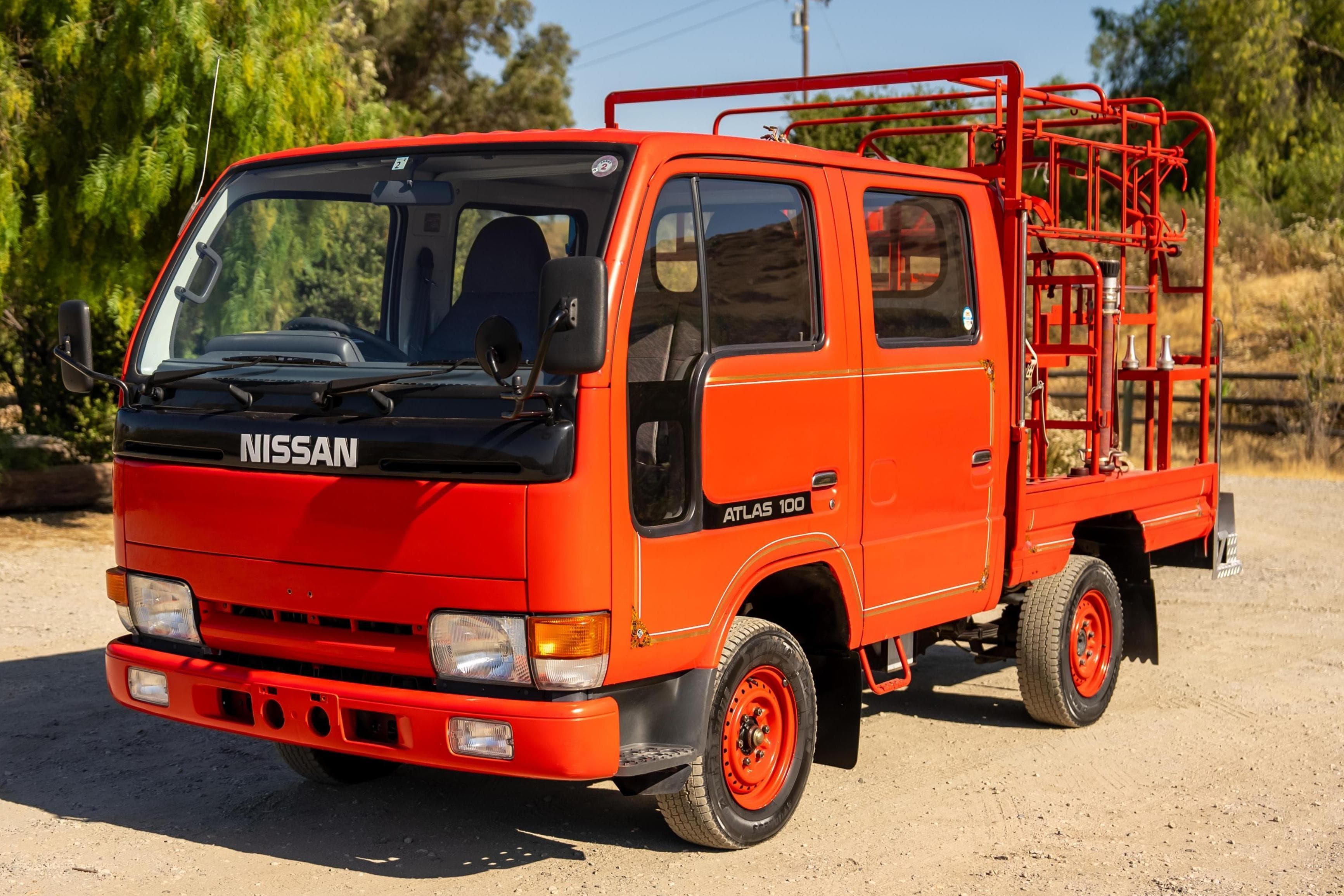 1994 Nissan Atlas sold for $5,600