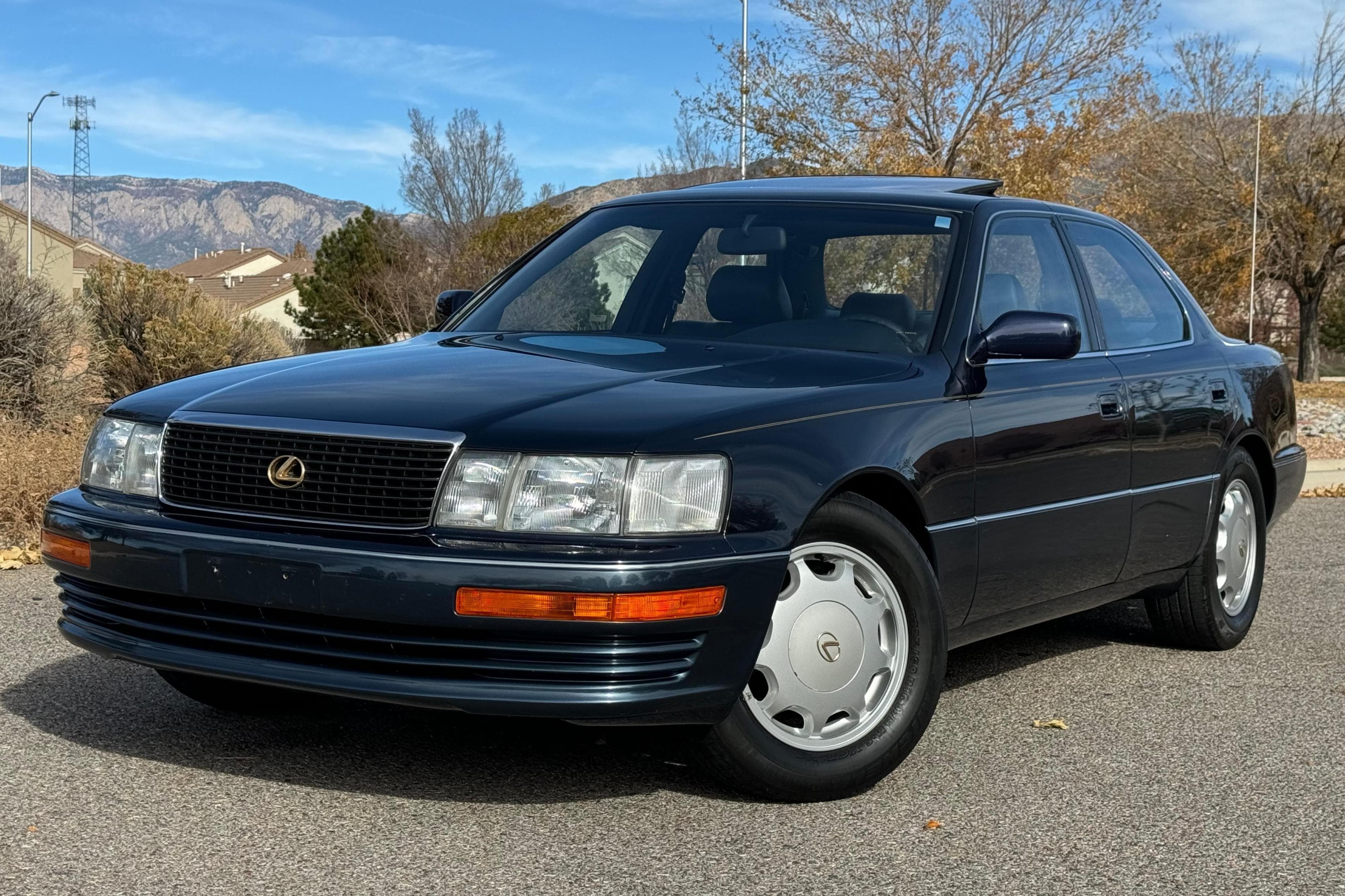 1993 Lexus LS sold for $10,800