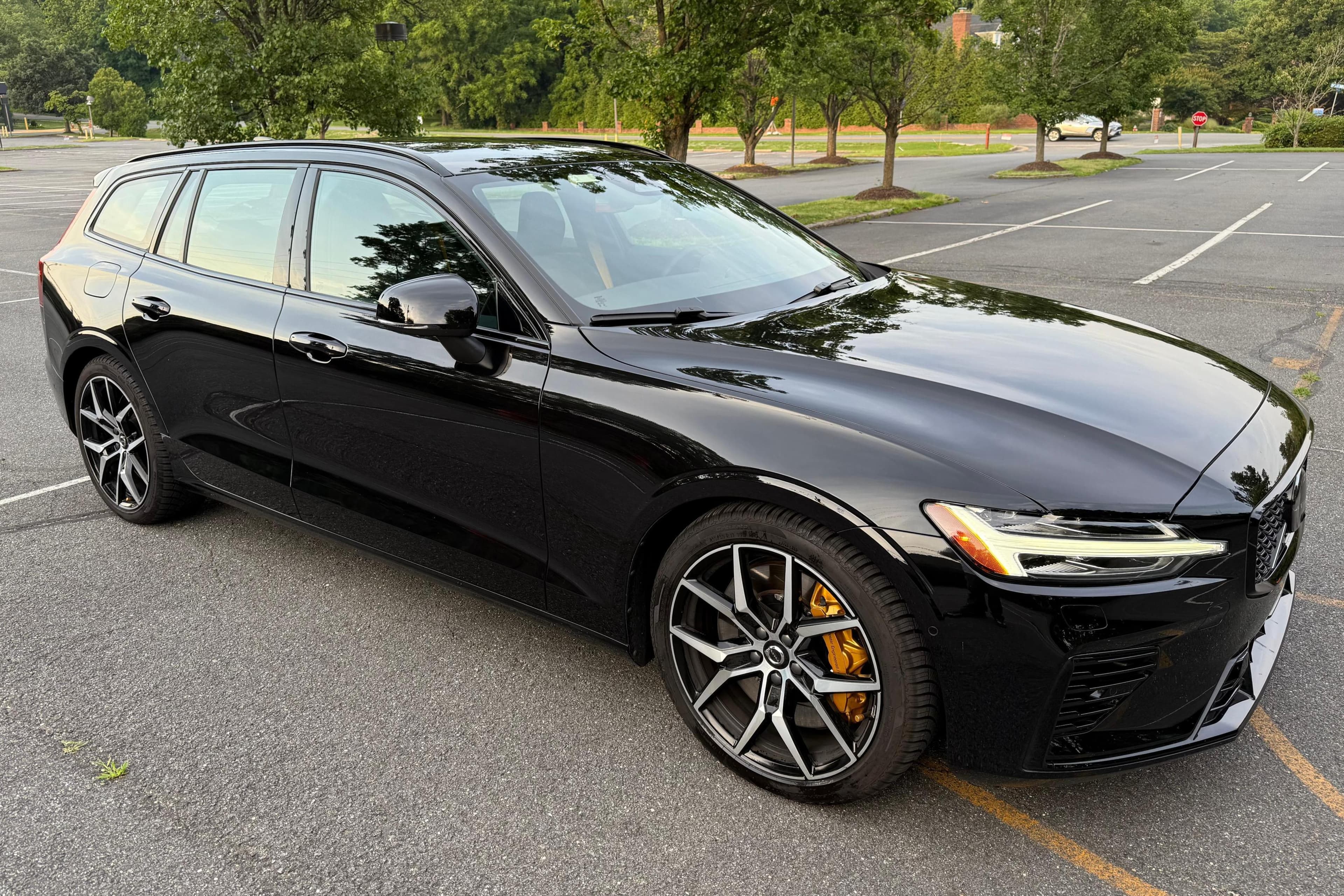 2024 Volvo V60 sold for $65,500