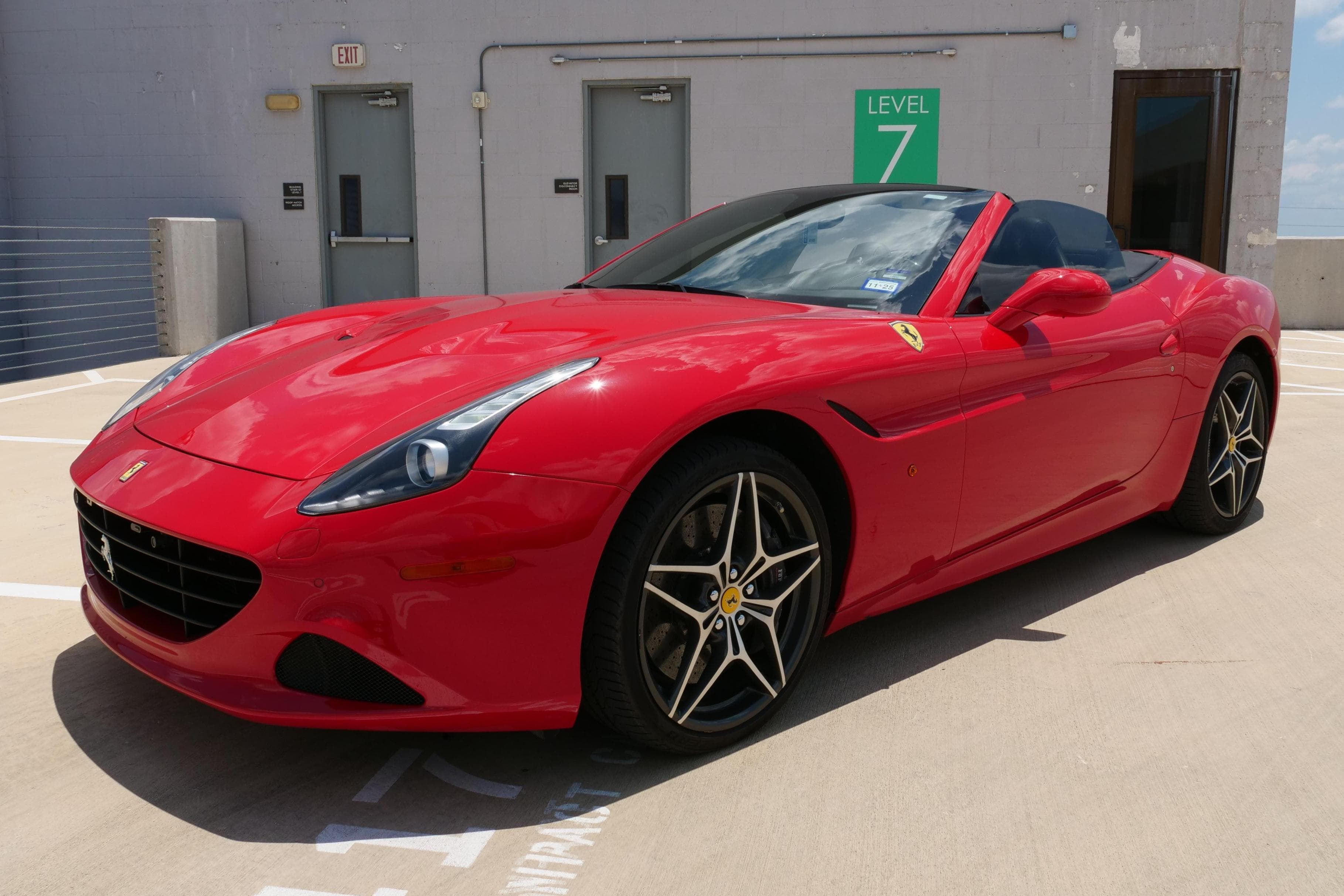 2015 Ferrari California sold for $86,500
