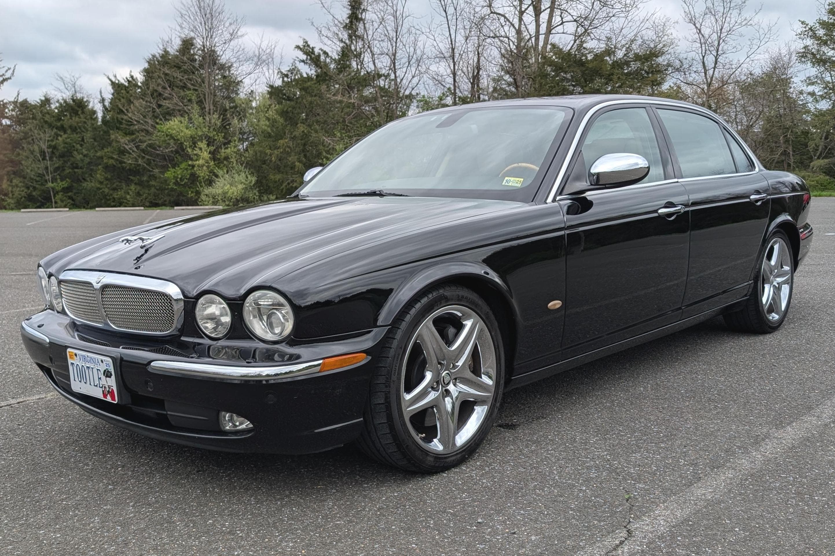 2007 Jaguar Super V8 sold for $9,000