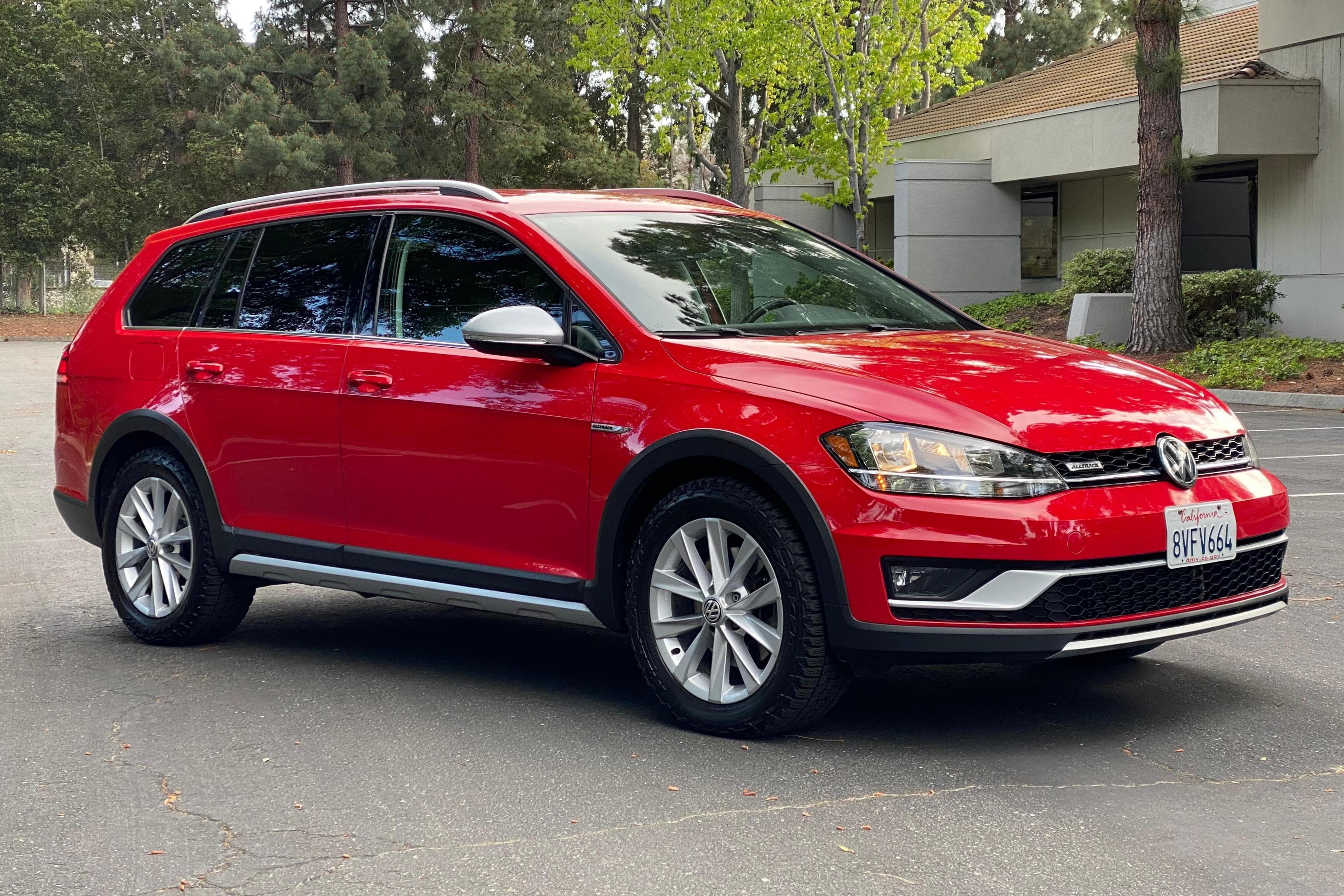 2019 Volkswagen Golf sold for $20,000