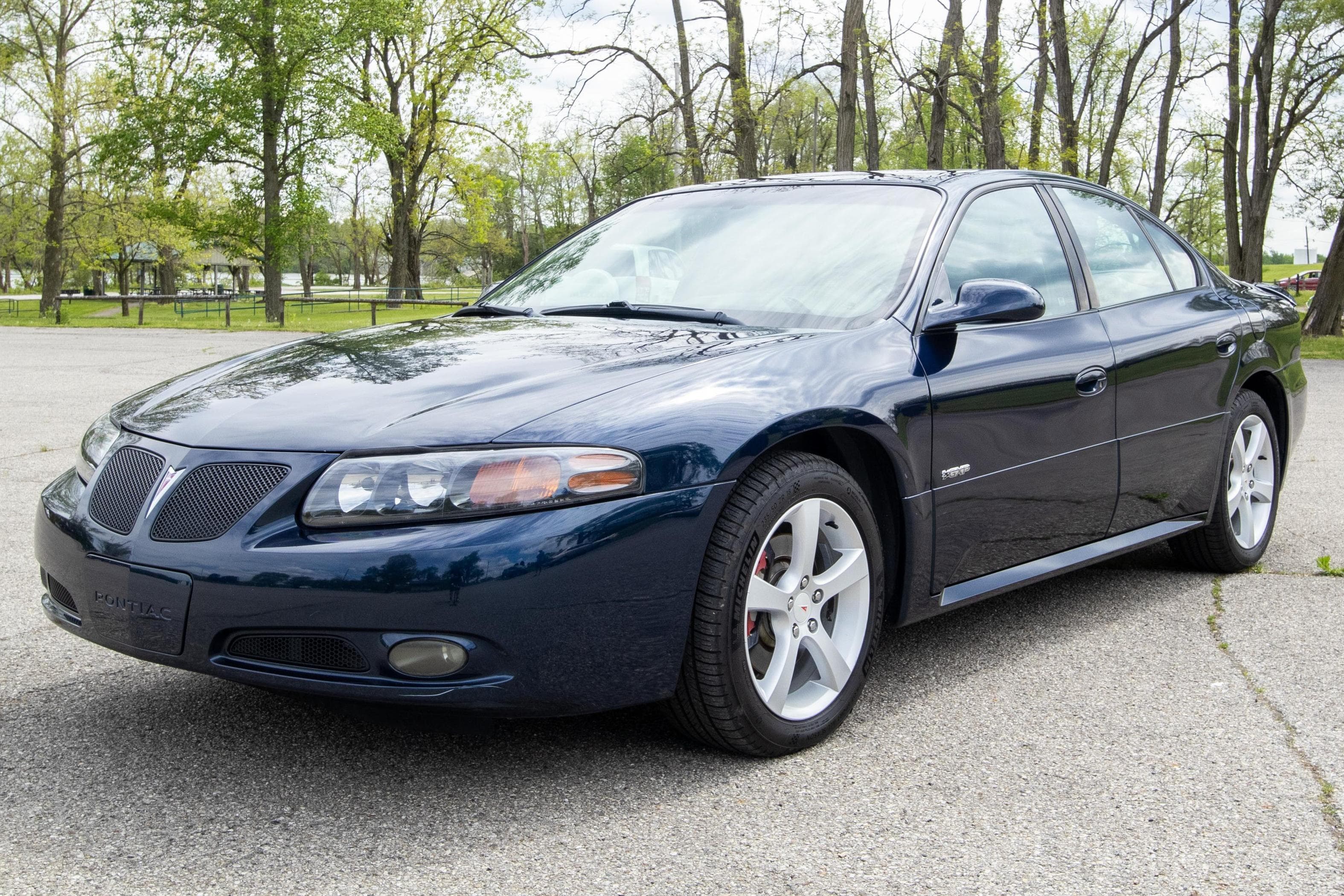 2005 Pontiac Bonneville sold for $8,000
