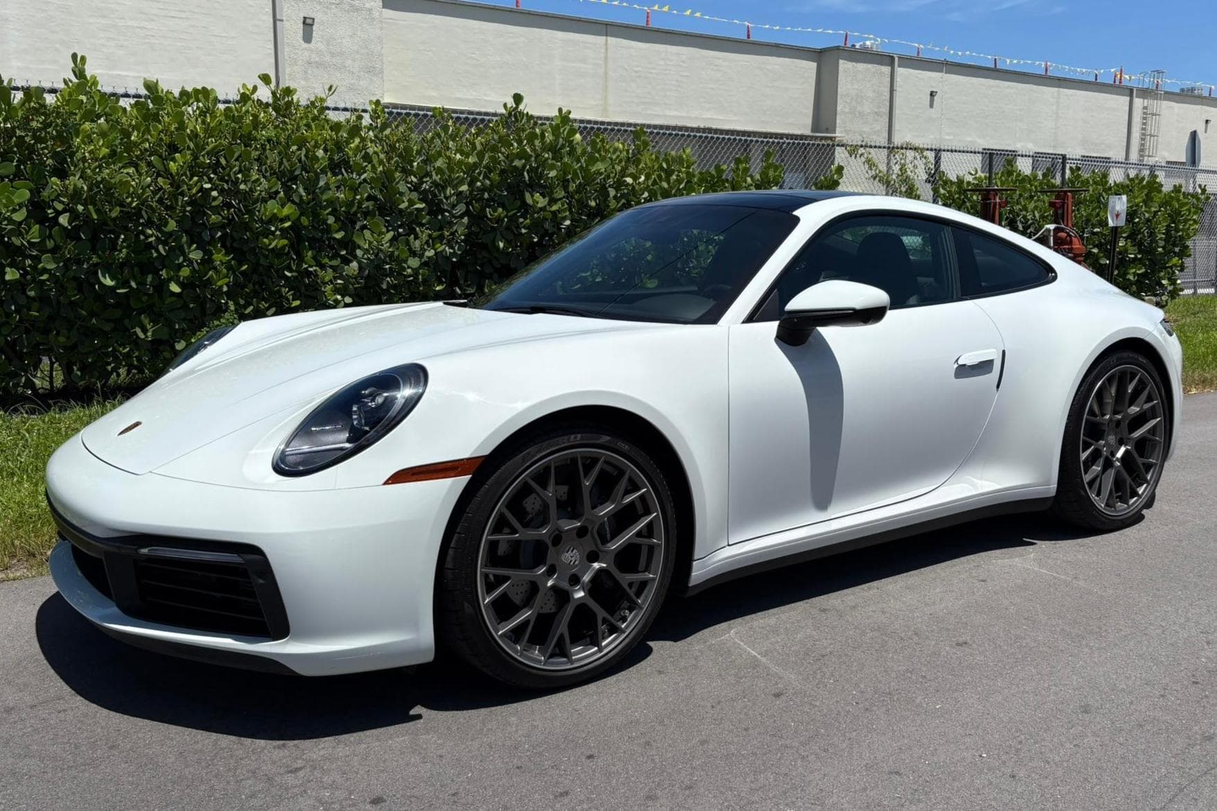 2021 Porsche 992 911 sold for $106,000