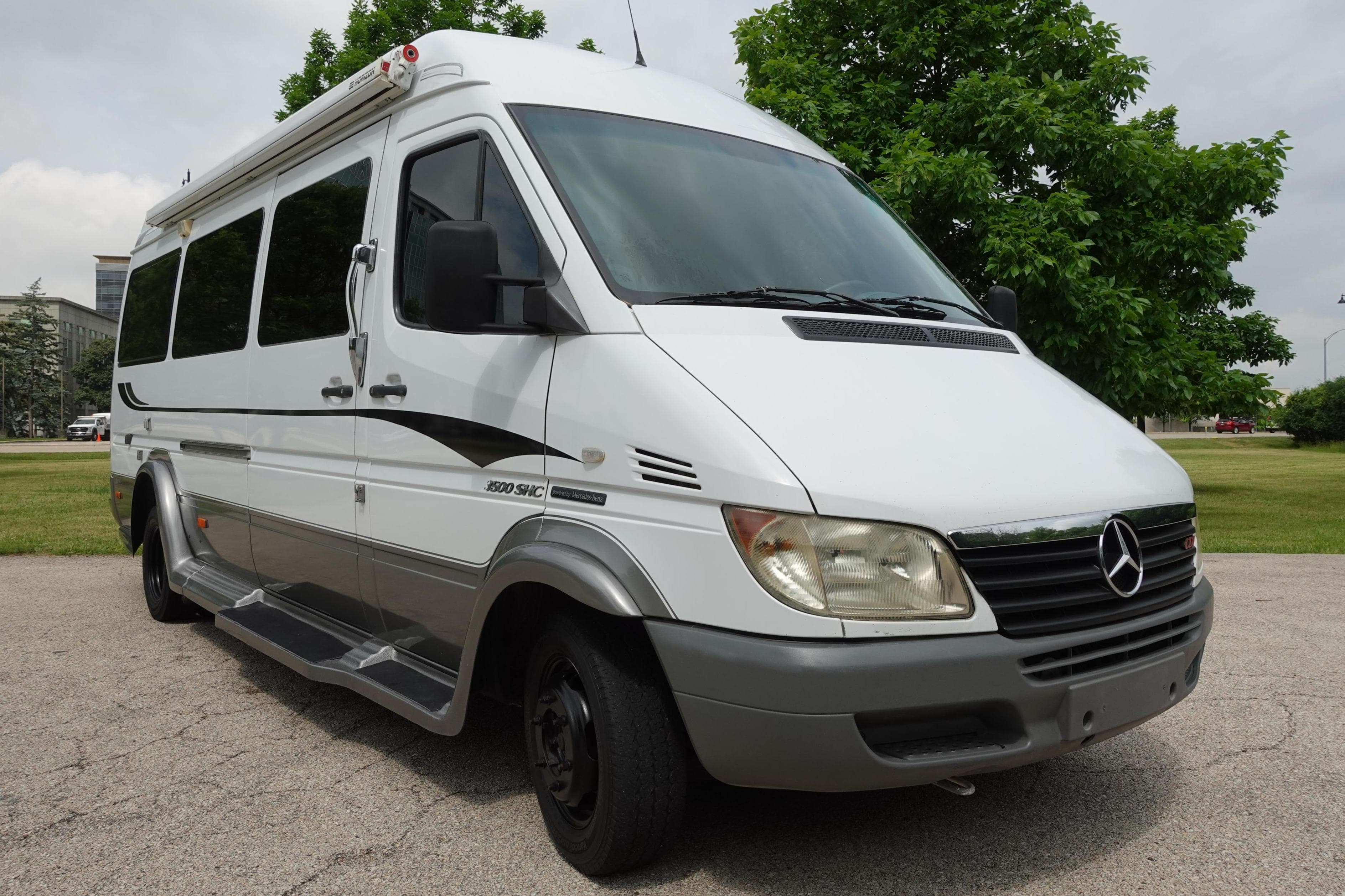 2003 Mercedes-Benz Sprinter sold for $16,500